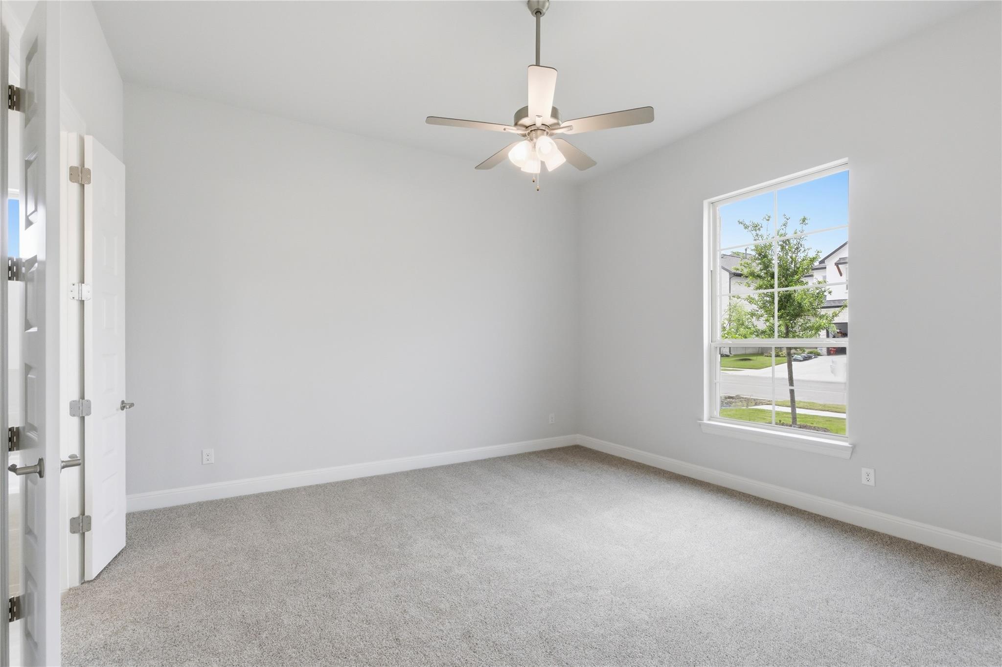 305 Brandywine Rd, Hutto, TX 78634