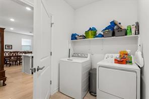 112 Doodle Ln, Hutto, TX 78634