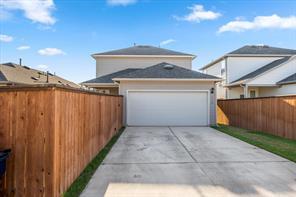 112 Doodle Ln, Hutto, TX 78634