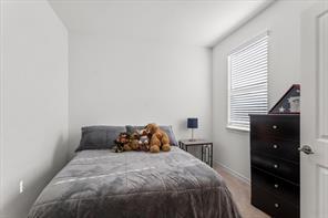 112 Doodle Ln, Hutto, TX 78634