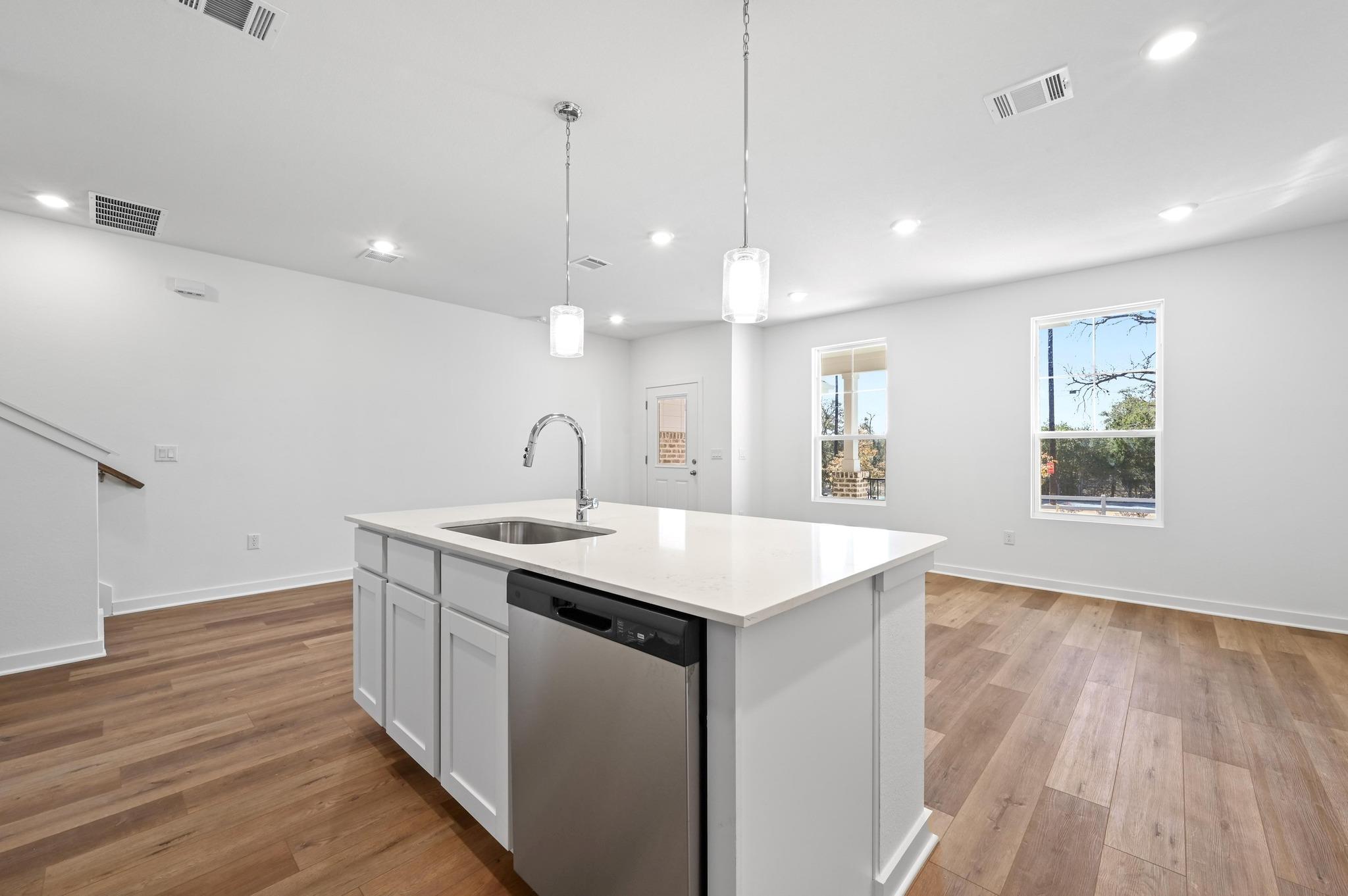 497 Orleanian Dr # B, Buda, TX 78610