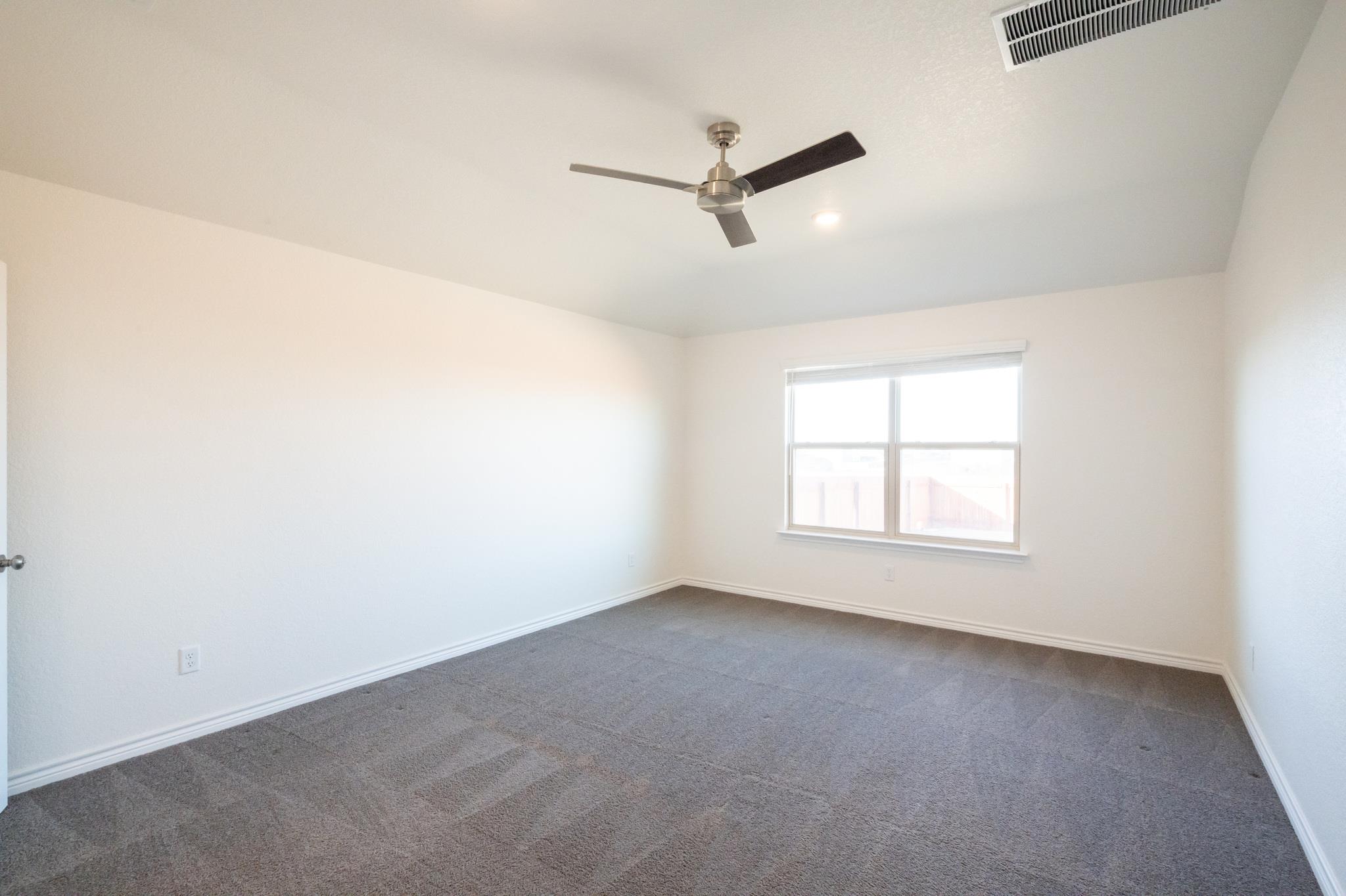 608 Double Vision Rd, Jarrell, TX 76537