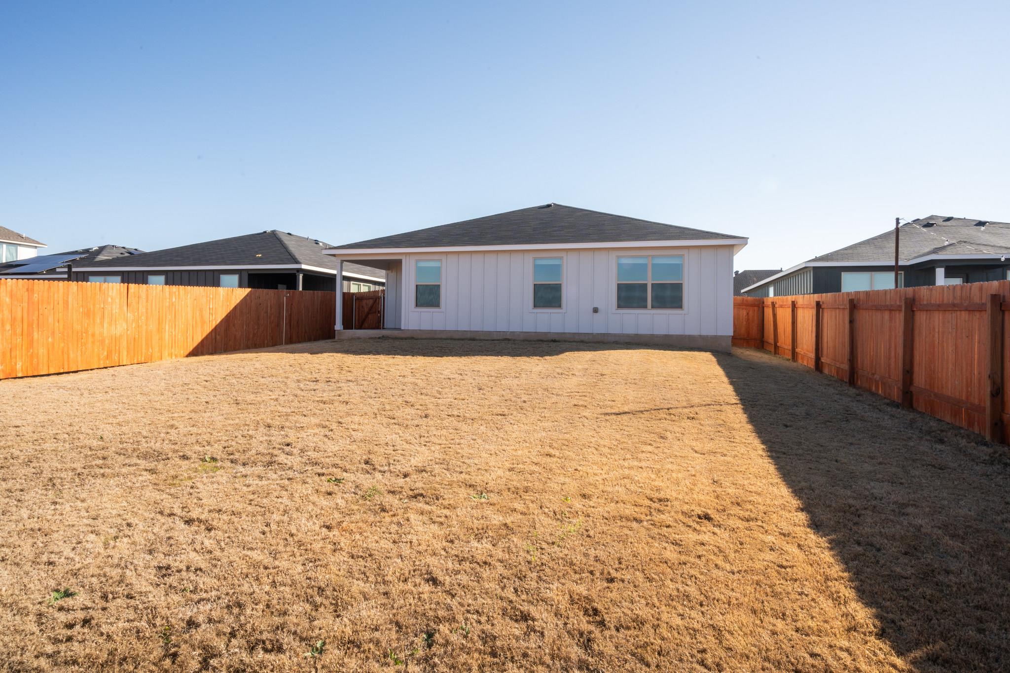 608 Double Vision Rd, Jarrell, TX 76537