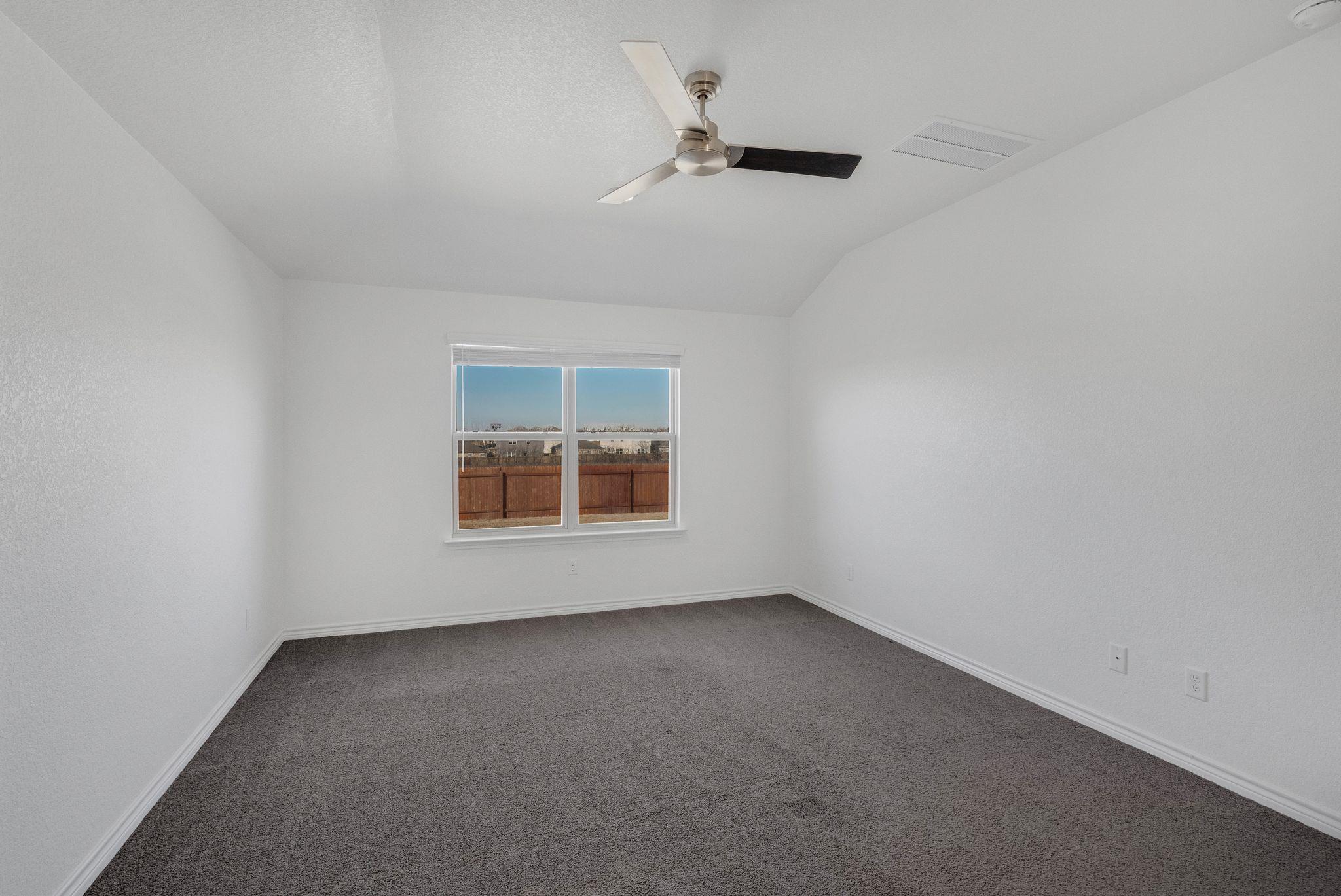 608 Double Vision Rd, Jarrell, TX 76537