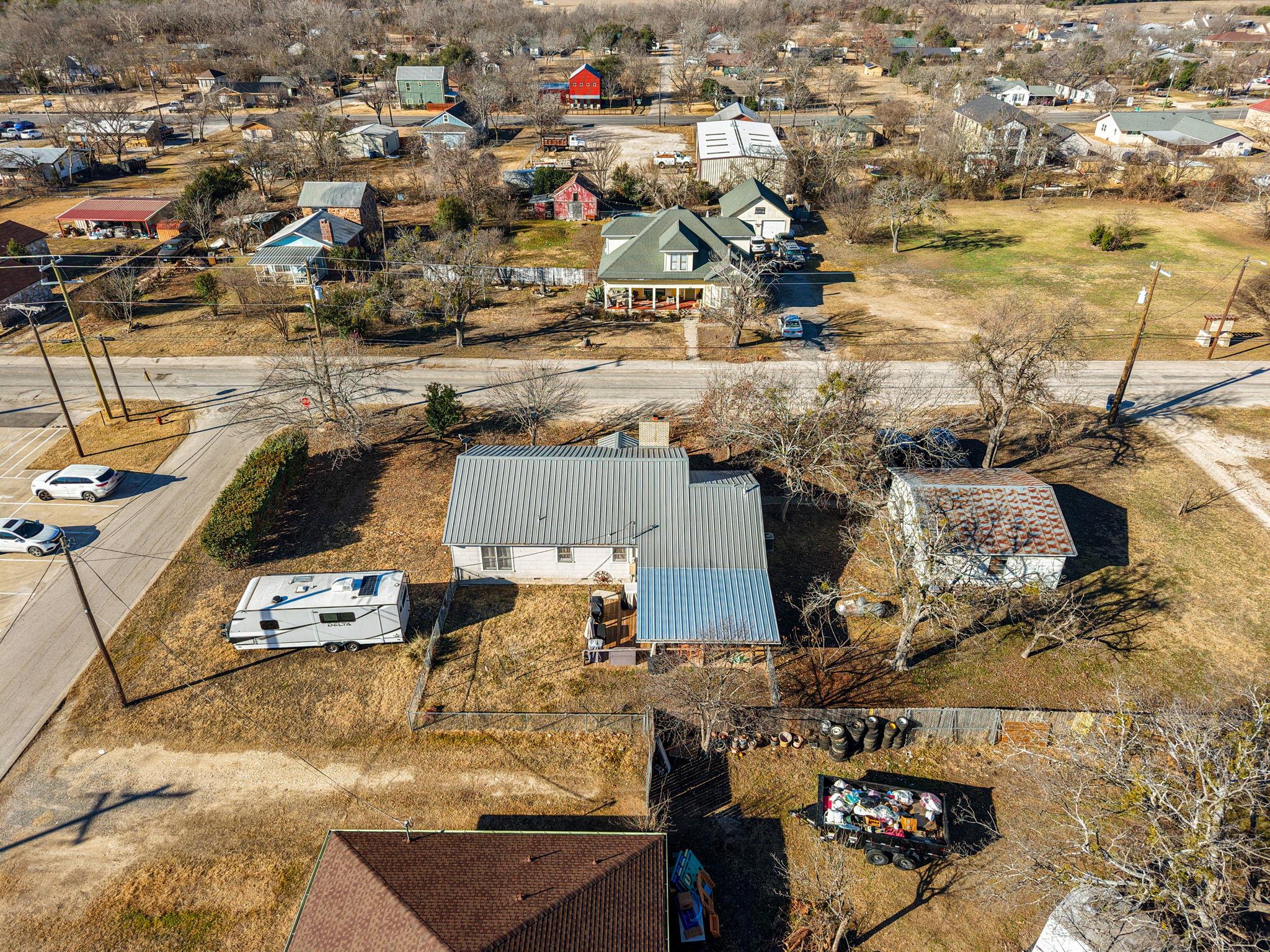 200 College Ave, Florence, TX 76527