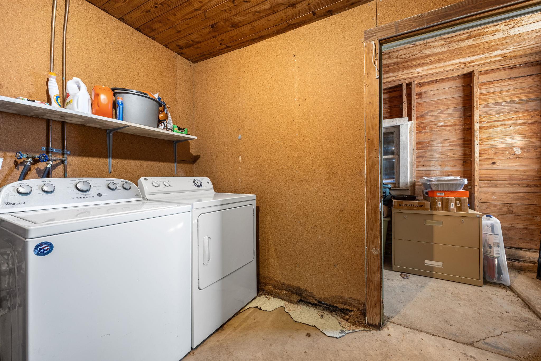 200 College Ave, Florence, TX 76527