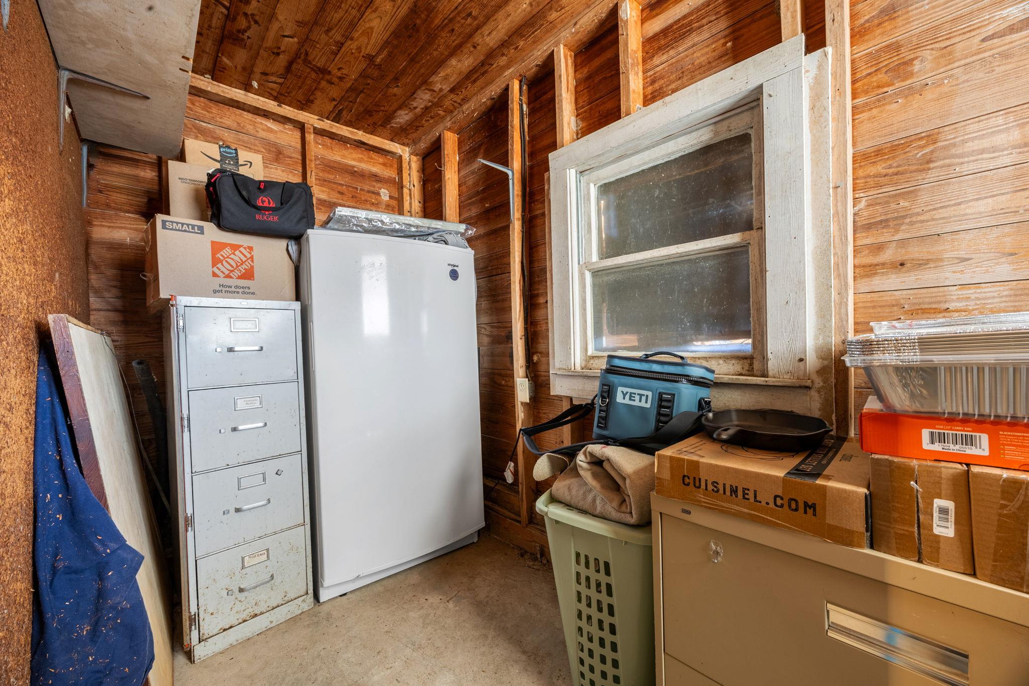 200 College Ave, Florence, TX 76527