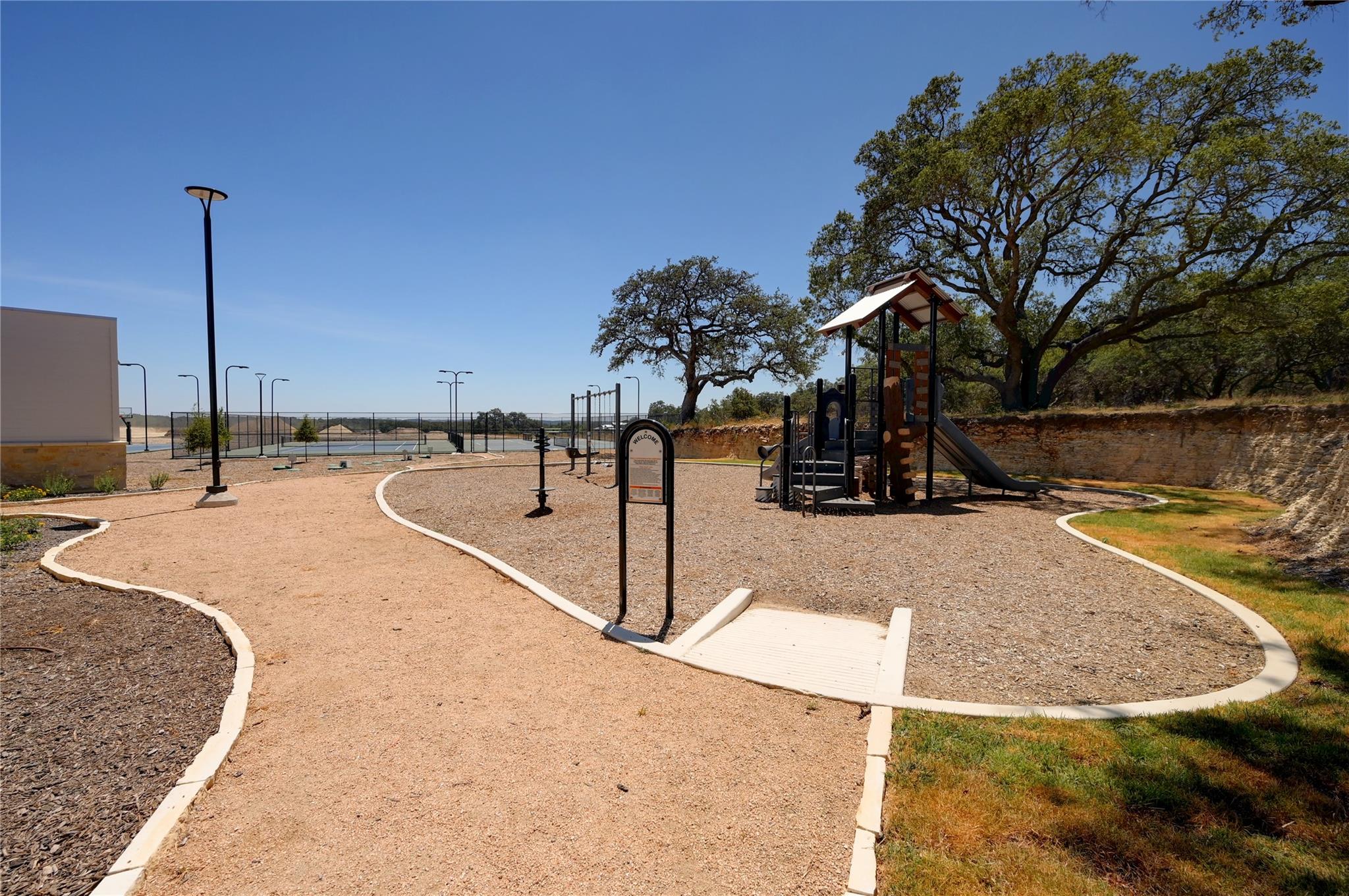 676 Annabelle Ave, Bulverde, TX 78163