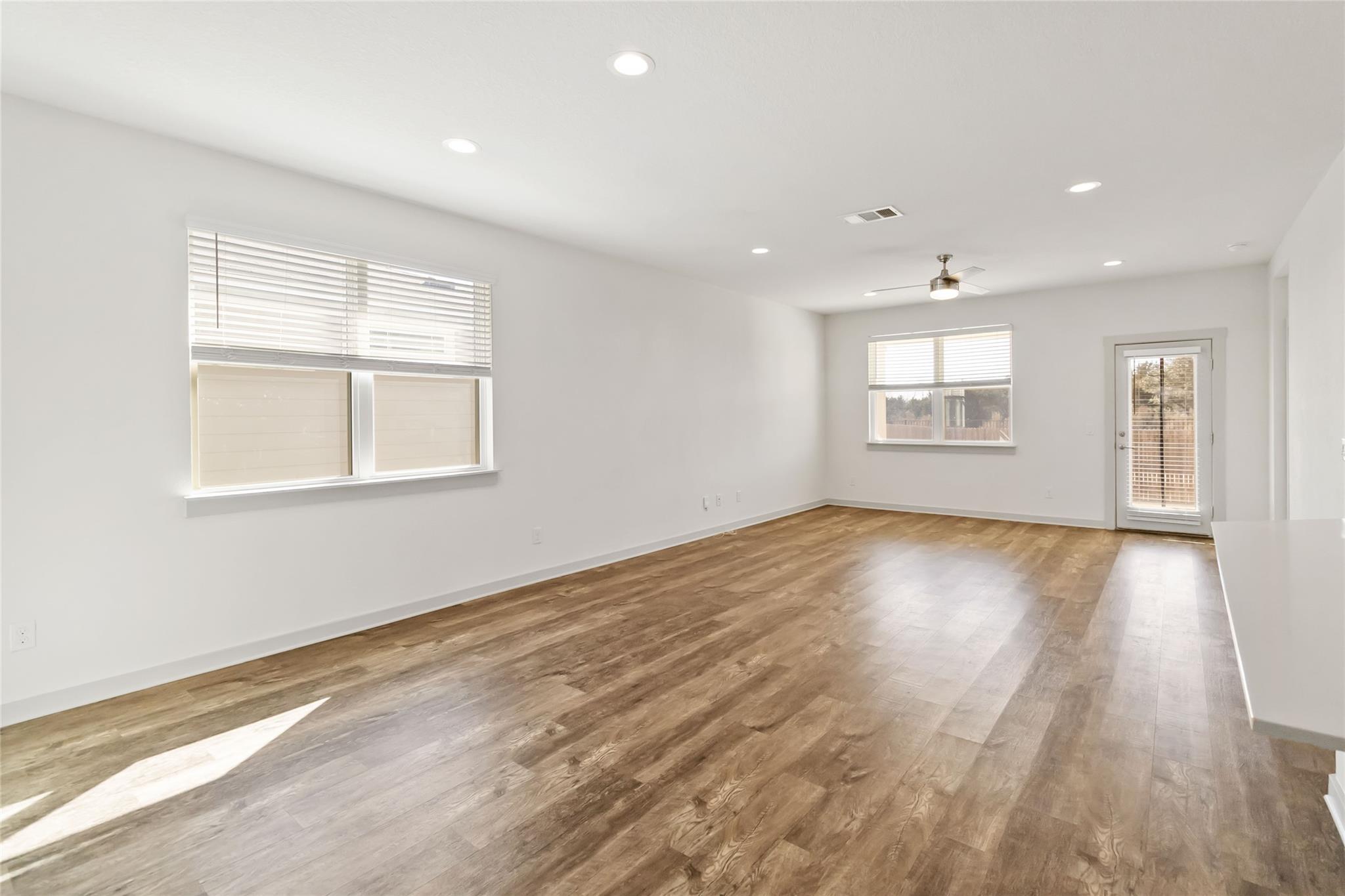 217 Deserti Rd, Leander, TX 78641