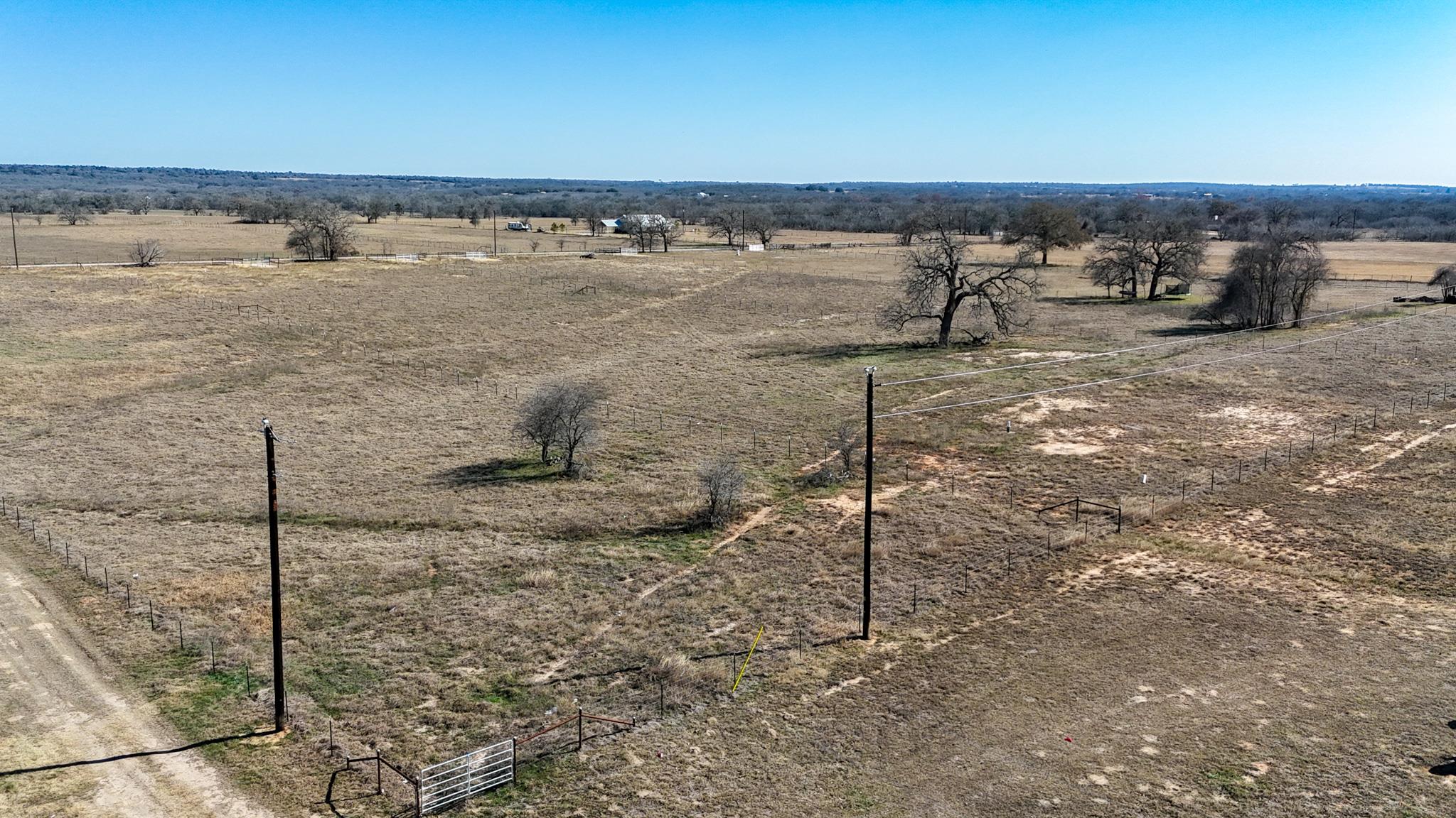 8150 Old Colony Line Rd, Dale, TX 78616