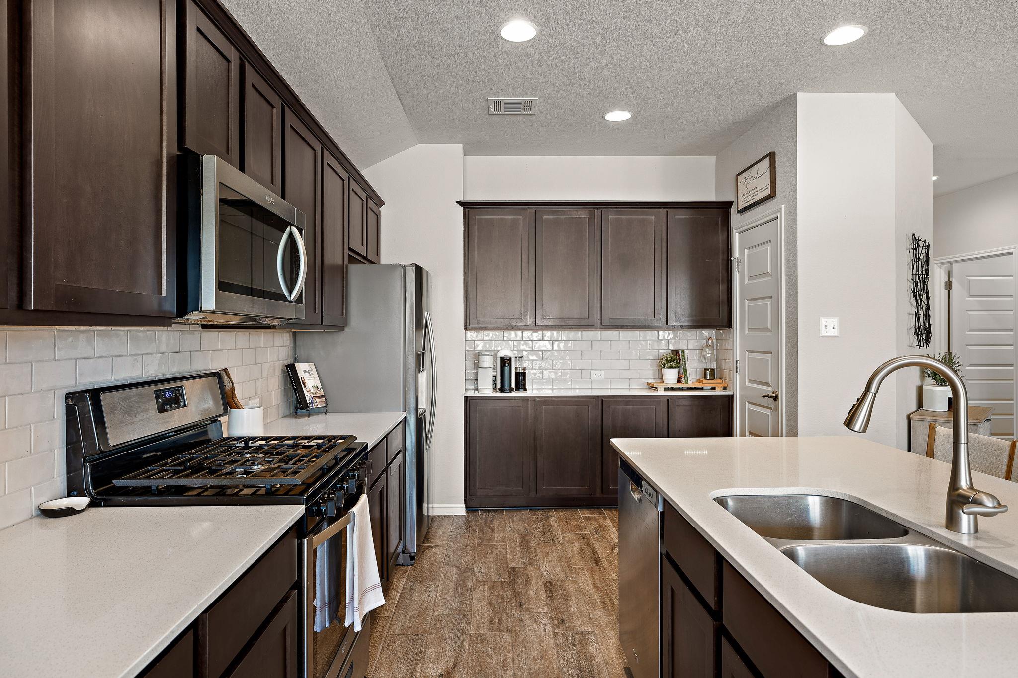 1836 Chickasaw Run, Leander, TX 78641