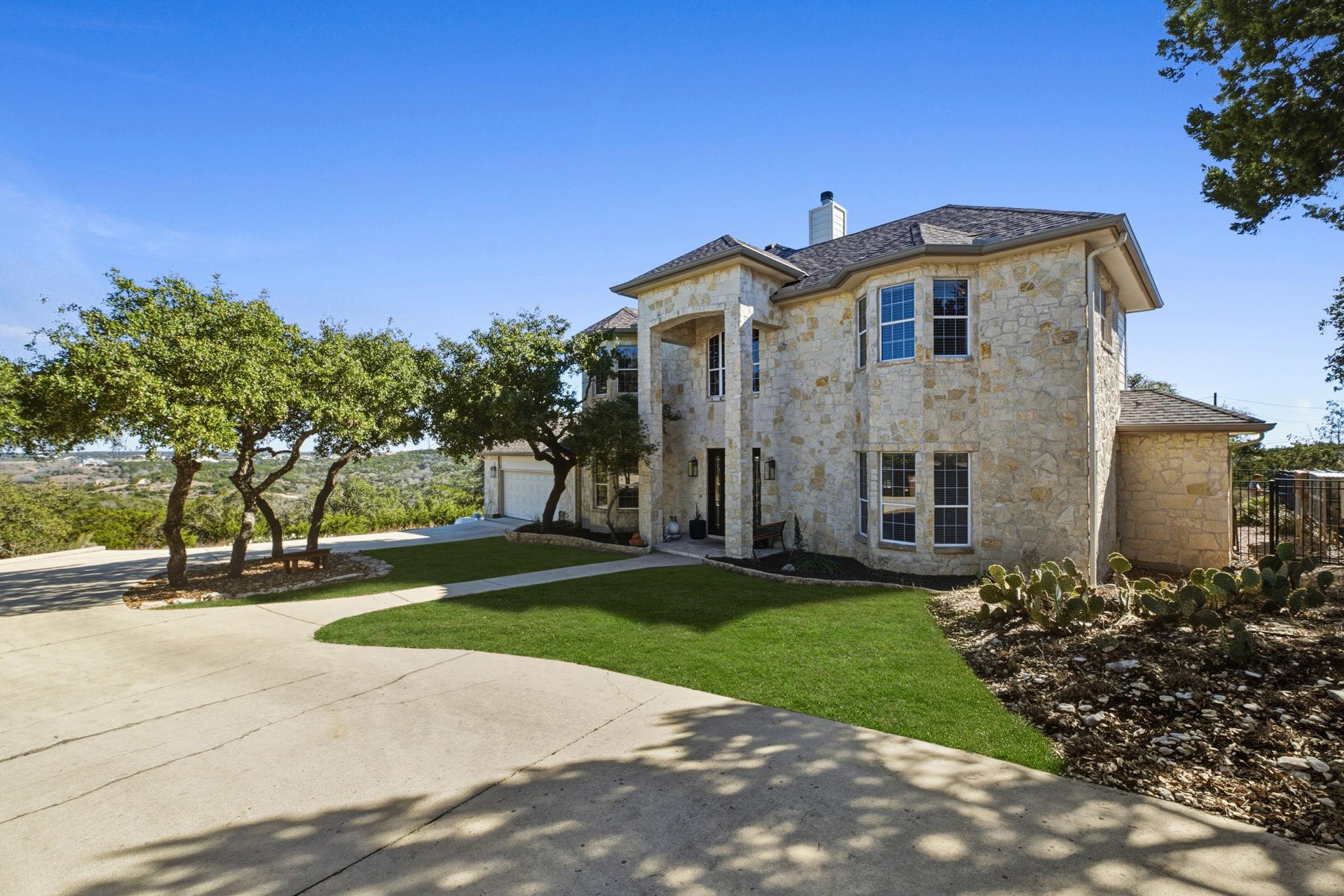 103 High Sierra Dr, Boerne, TX 78006