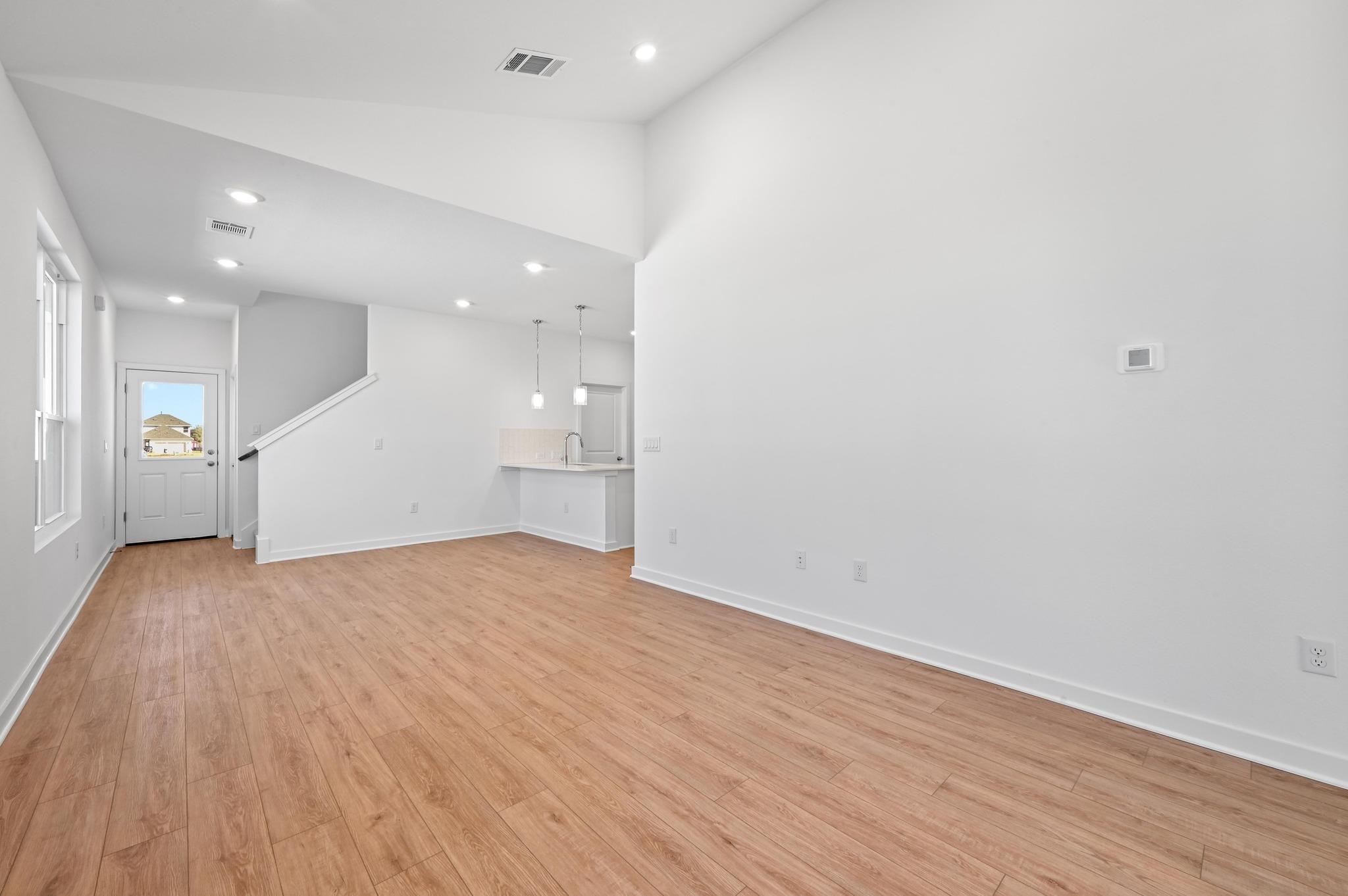 497 Orleanian Dr # C, Buda, TX 78610