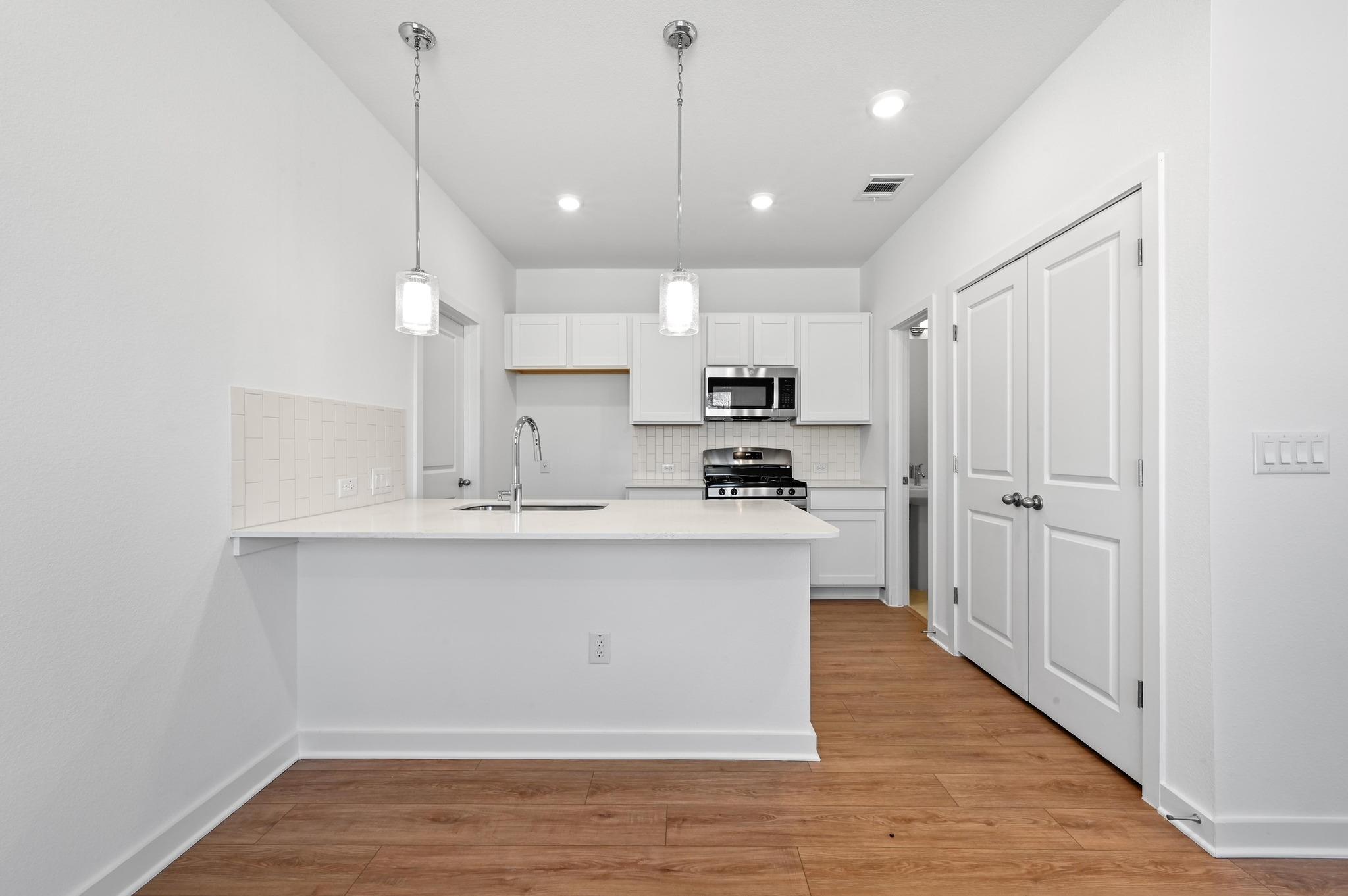 497 Orleanian Dr # C, Buda, TX 78610