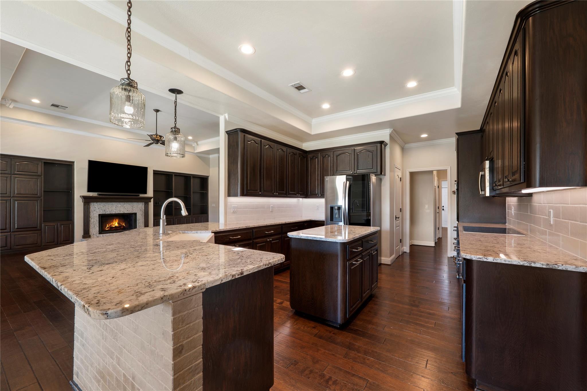 102 Voca, Horseshoe Bay, TX 78657