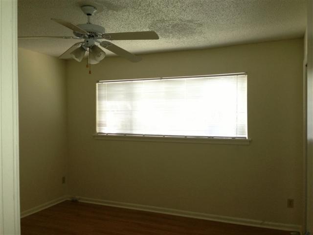 706 W 34th St # 102, Austin, TX 78705