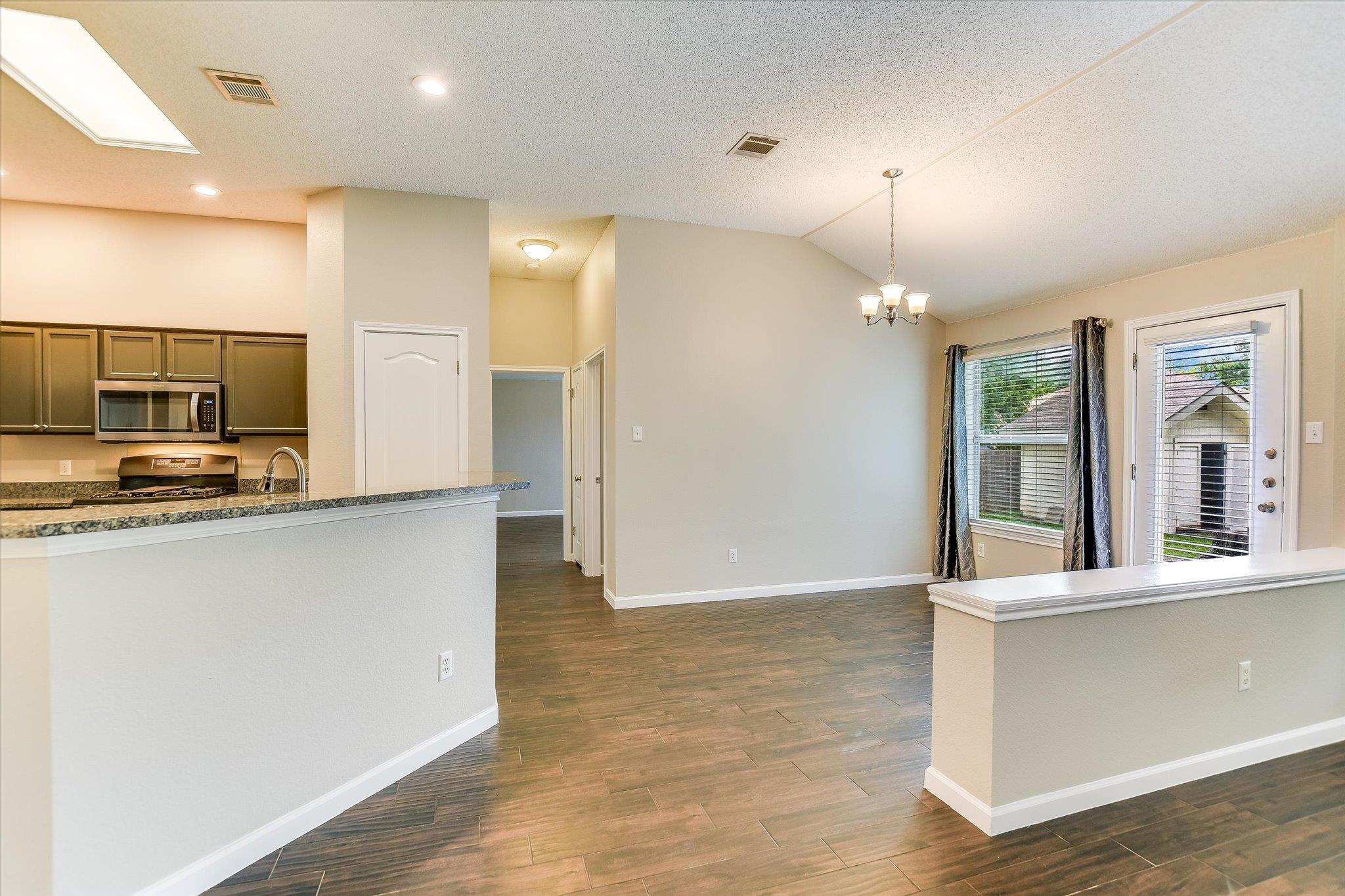 1303 Crossvine Way, Pflugerville, TX 78660