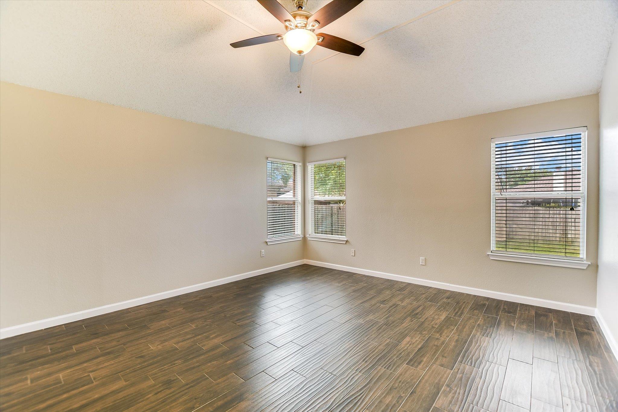 1303 Crossvine Way, Pflugerville, TX 78660