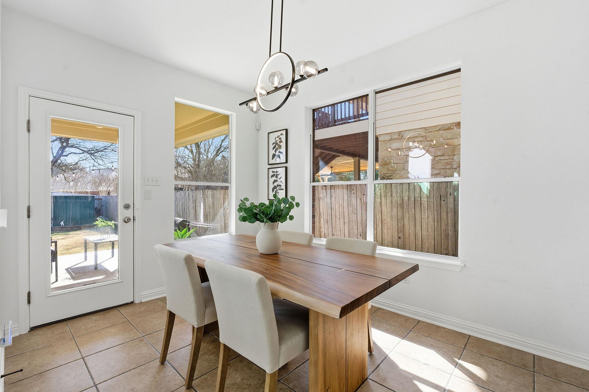 10329 Big Thicket Dr, Austin, TX 78747