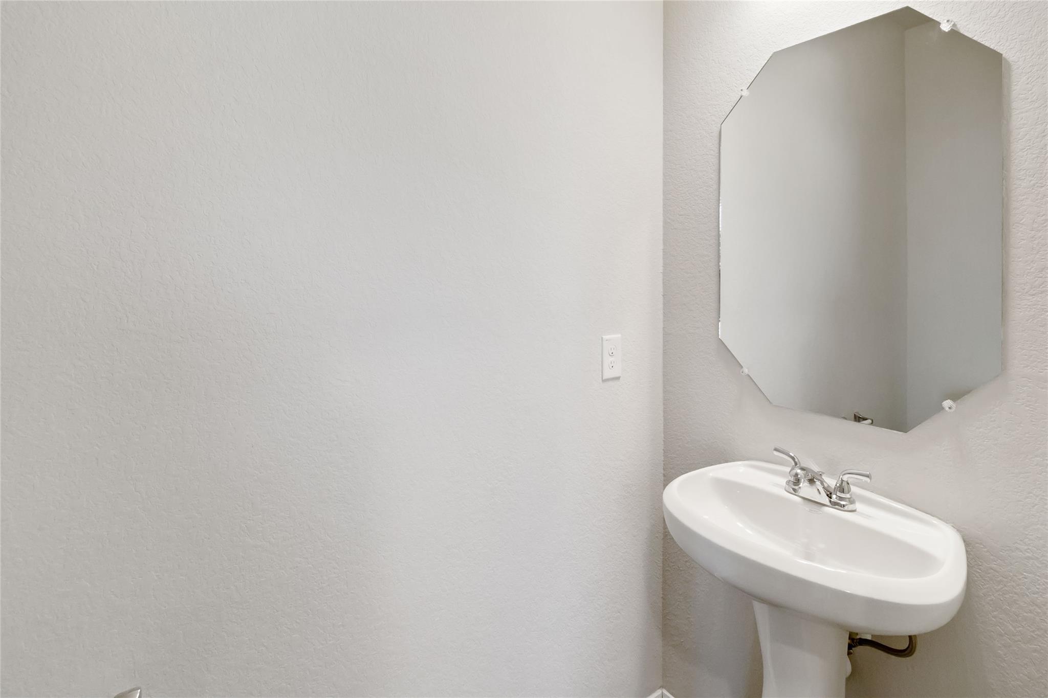 5613 Respinto Dr, Austin, TX 78747