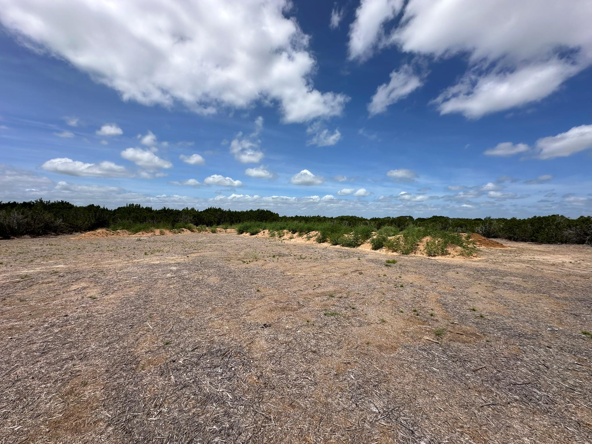 251 StarGazer Dr, Lampasas, TX 76550