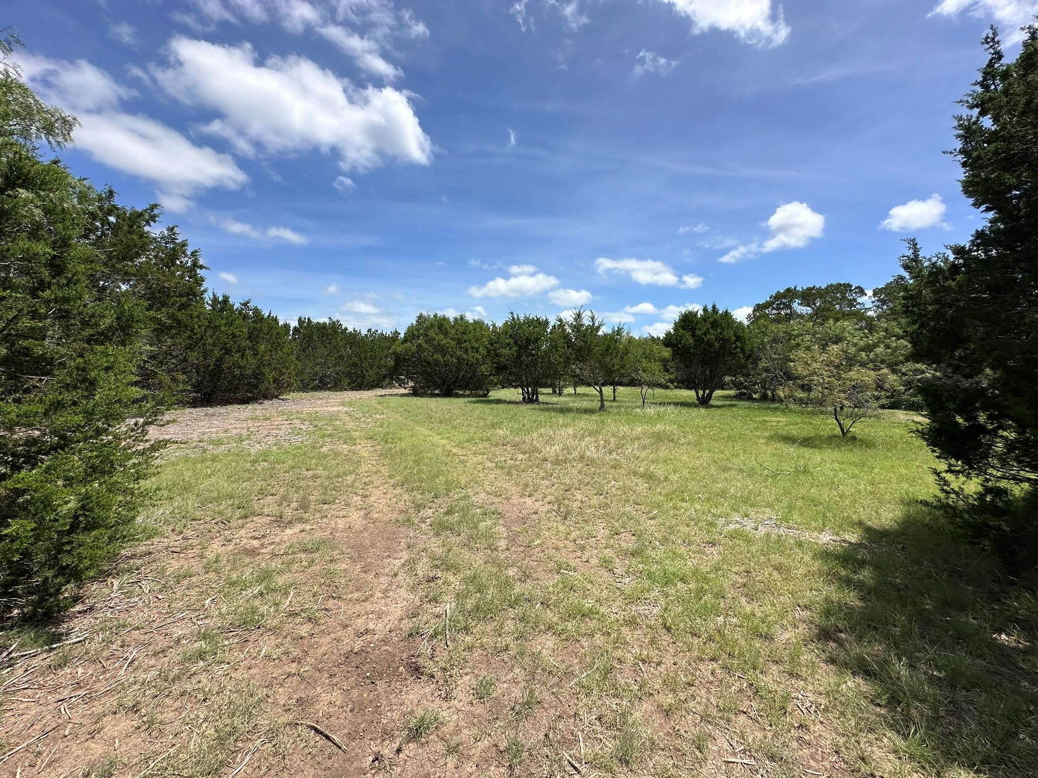 251 StarGazer Dr, Lampasas, TX 76550