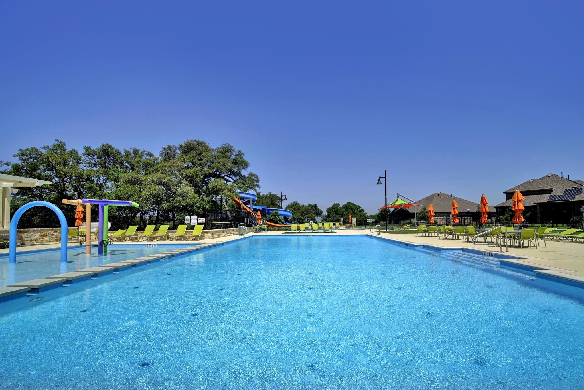 329 La Dera Dr, Liberty Hill, TX 78642