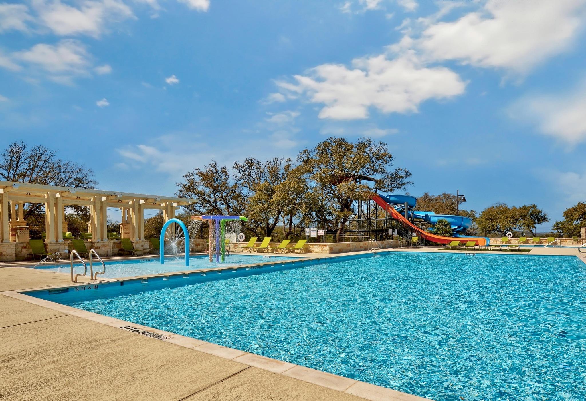 329 La Dera Dr, Liberty Hill, TX 78642