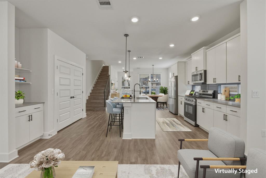 2009 Iroquois Ln, Austin, TX 78741