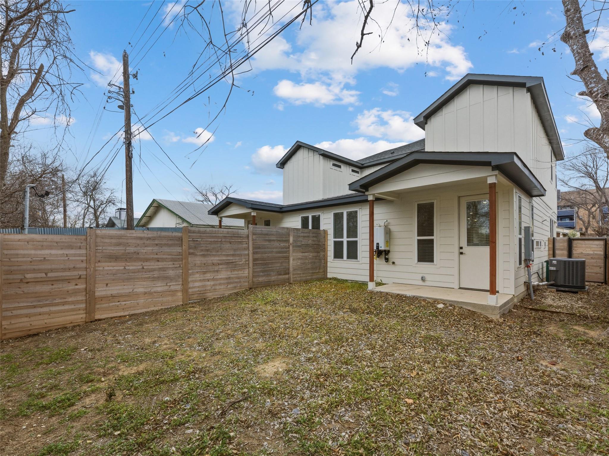 2009 Iroquois Ln, Austin, TX 78741