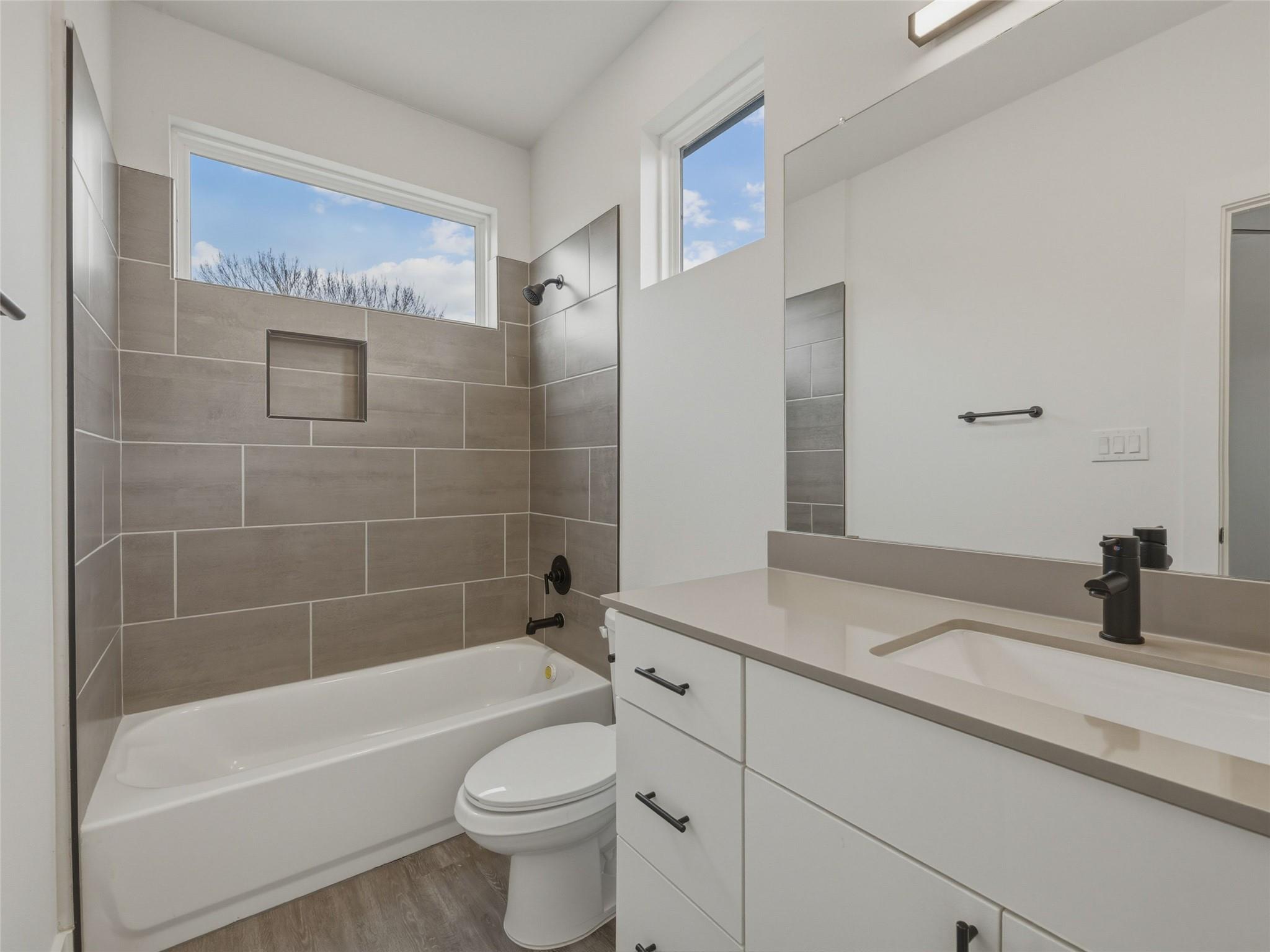 2009 Iroquois Ln, Austin, TX 78741