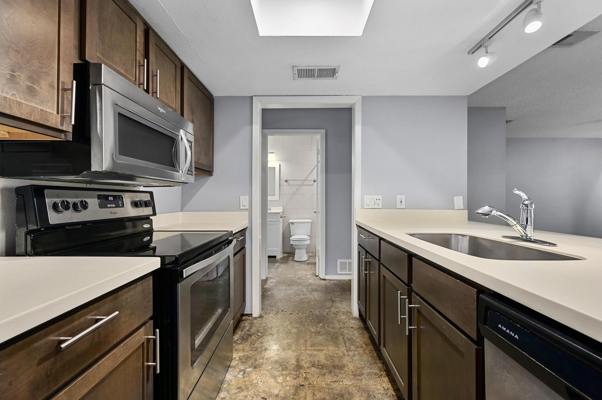 3422 Willowrun Dr, Austin, TX 78704