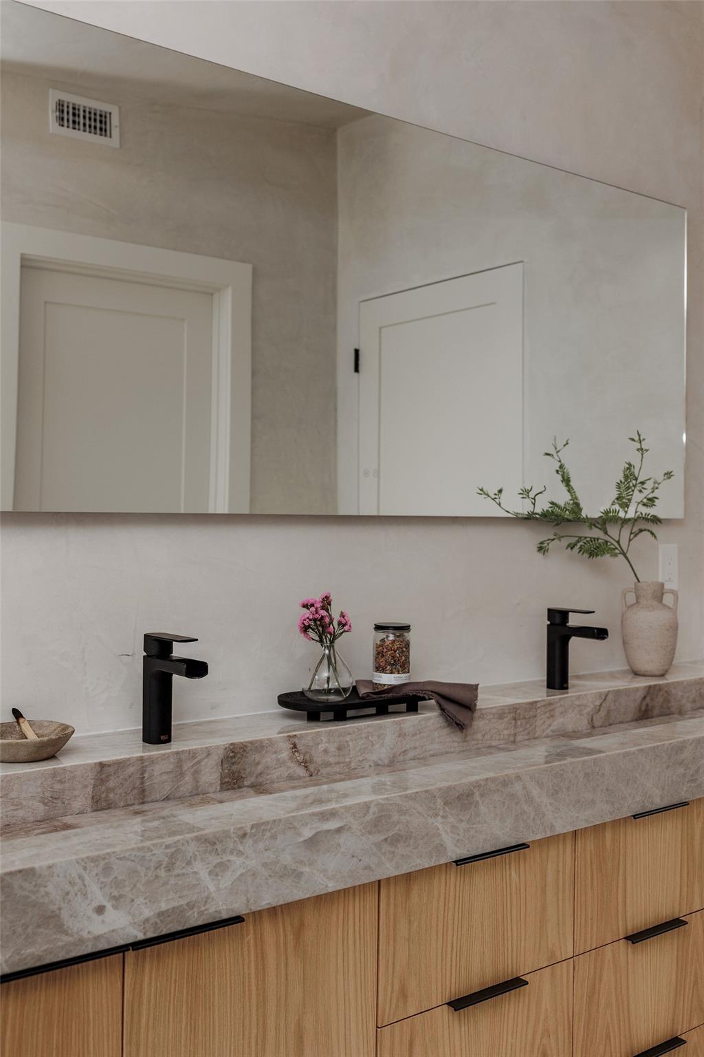 3802 Rockledge Dr, Austin, TX 78731