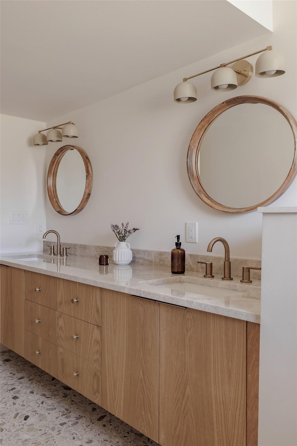 3802 Rockledge Dr, Austin, TX 78731