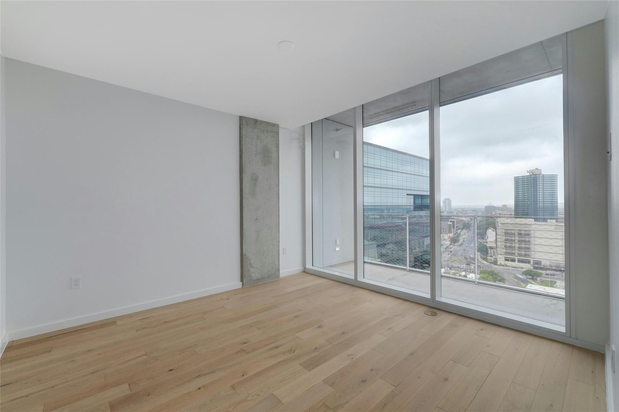 313 W 17th St # 1503, Austin, TX 78701