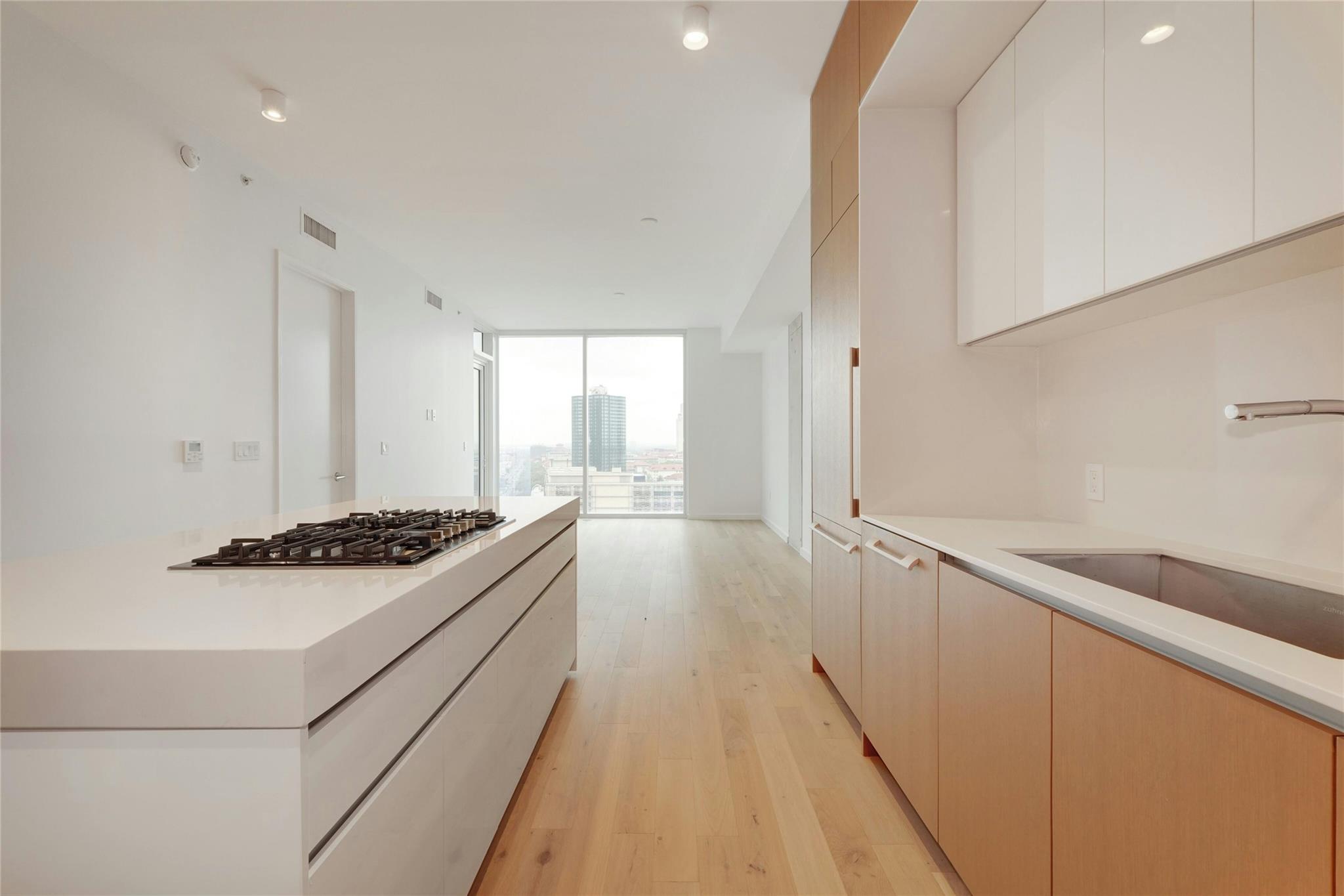 313 W 17th St # 1503, Austin, TX 78701