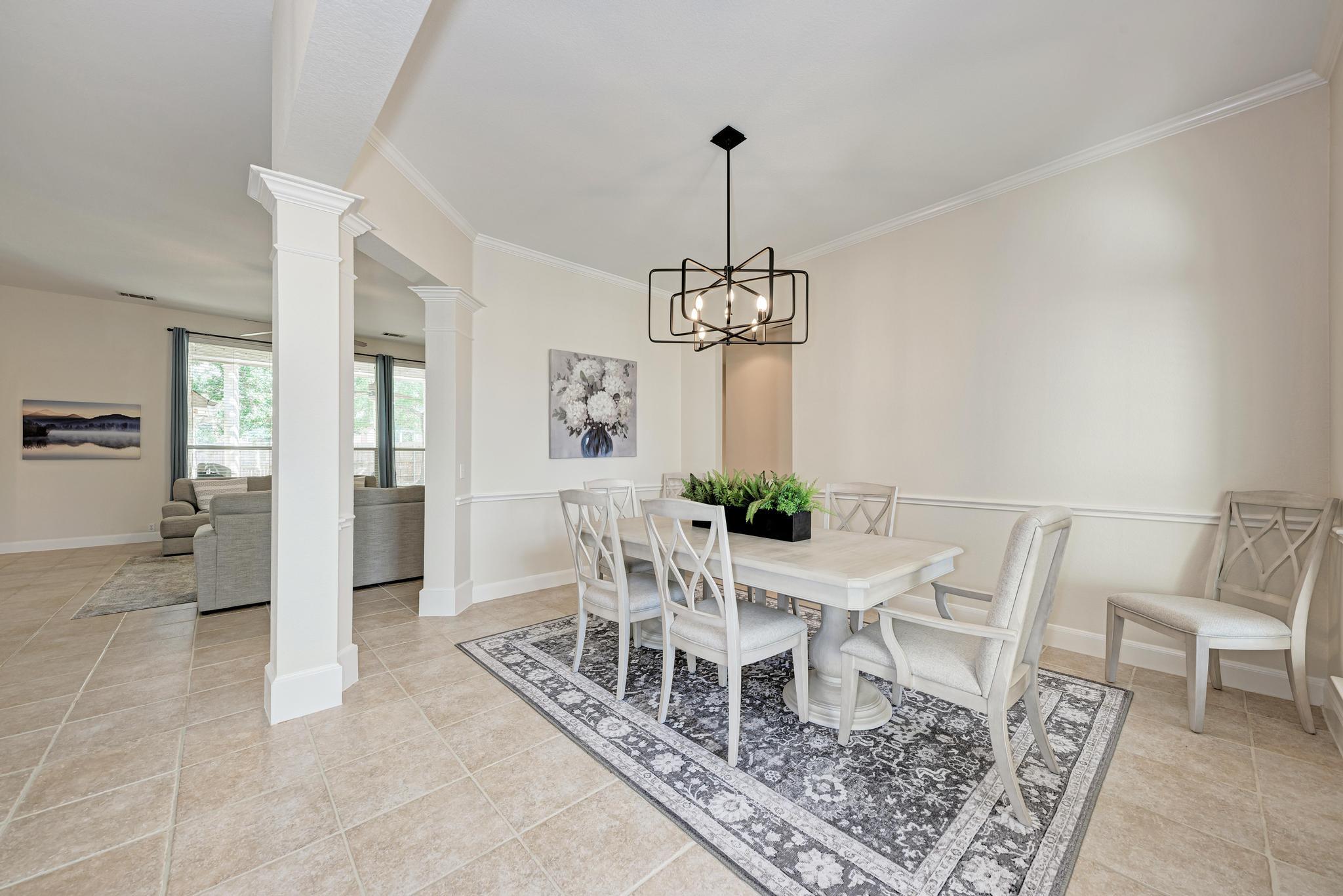 8233 Phantom Canyon Dr, Austin, TX 78726