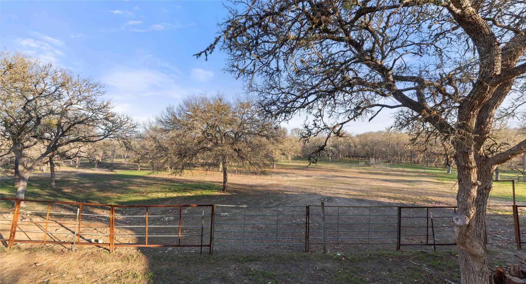 274 Old Austin Trl, Elgin, TX 78621