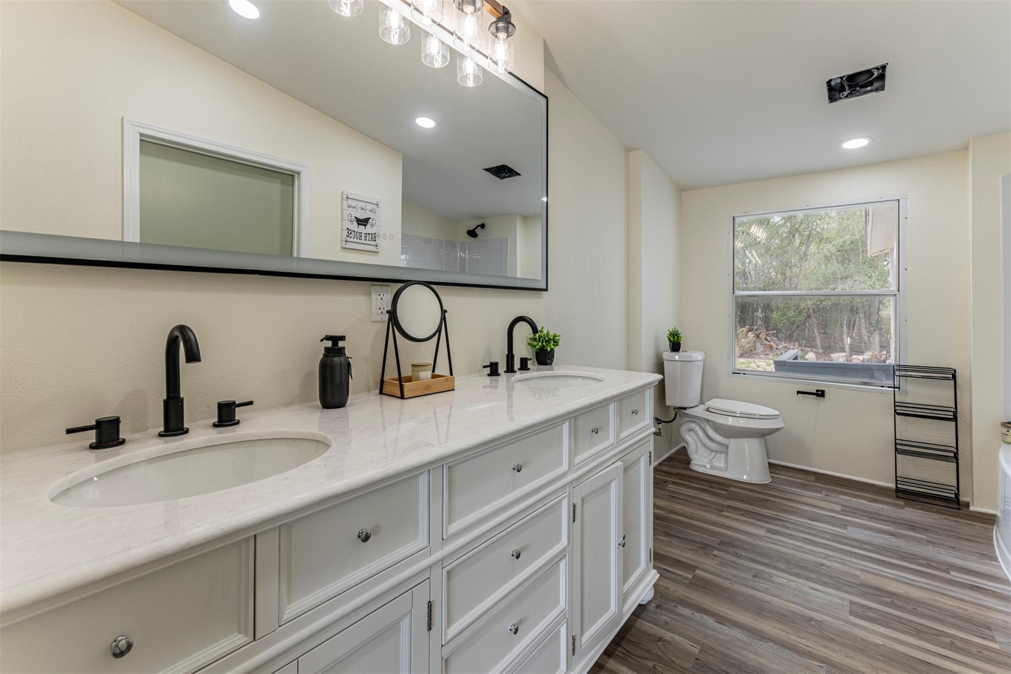 1901 Pecan St, San Marcos, TX 78666