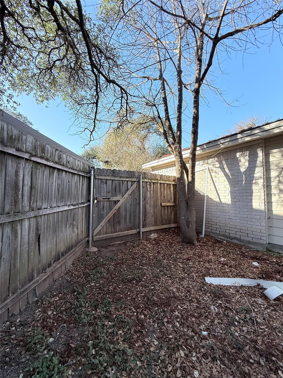 8621 Talyne Chaise Cir # B, Austin, TX 78729