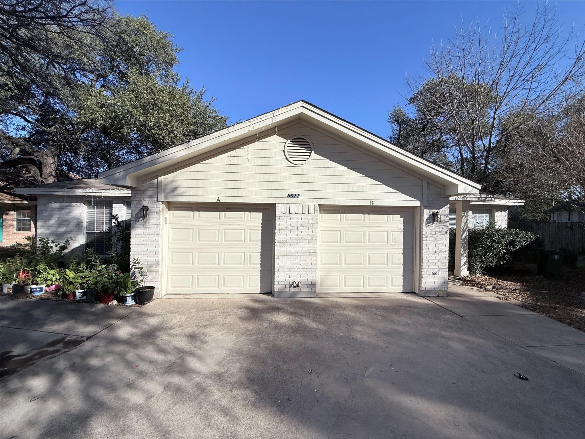 8621 Talyne Chaise Cir # B, Austin, TX 78729