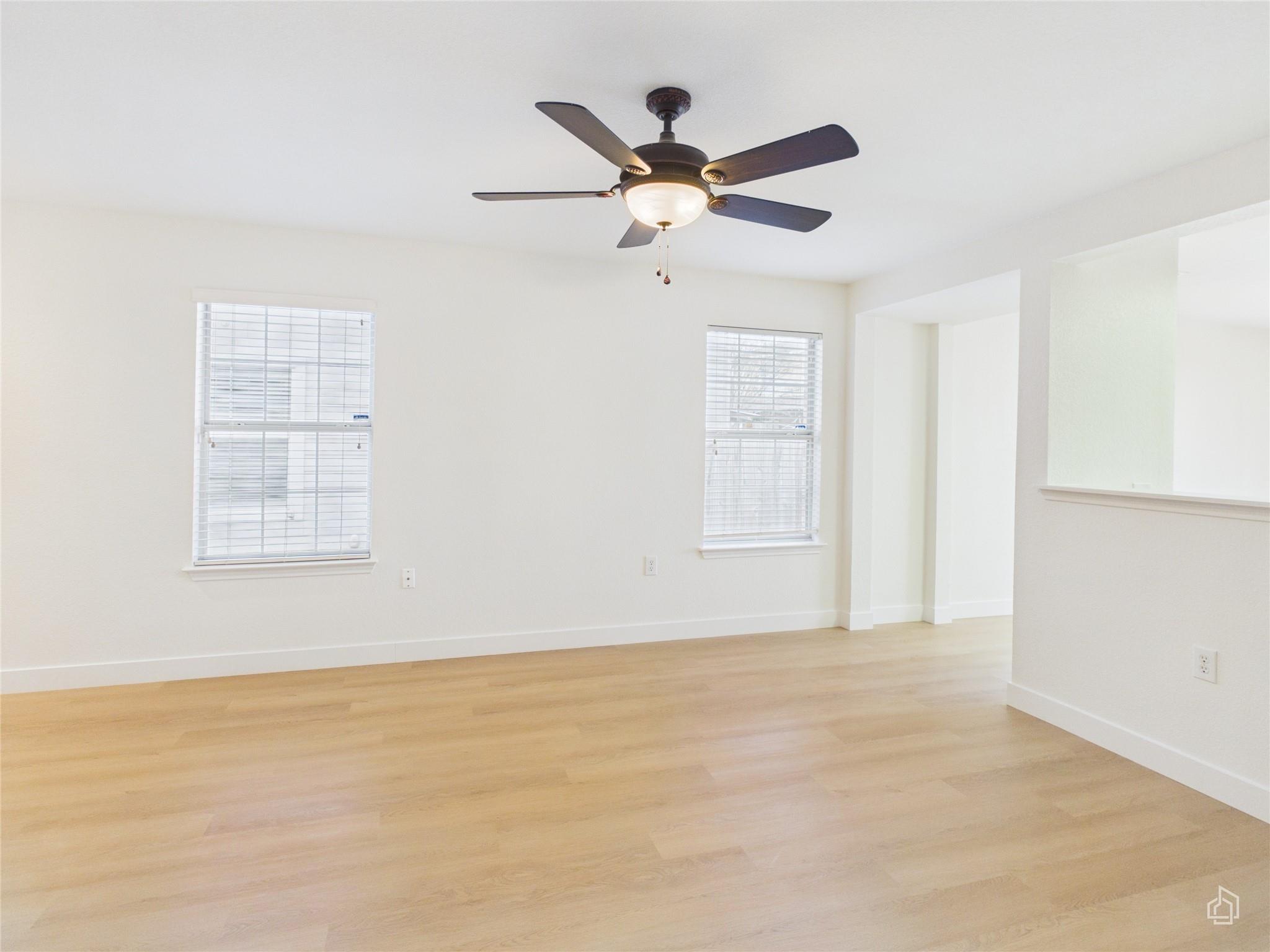 6824 Walkup Ln, Austin, TX 78747