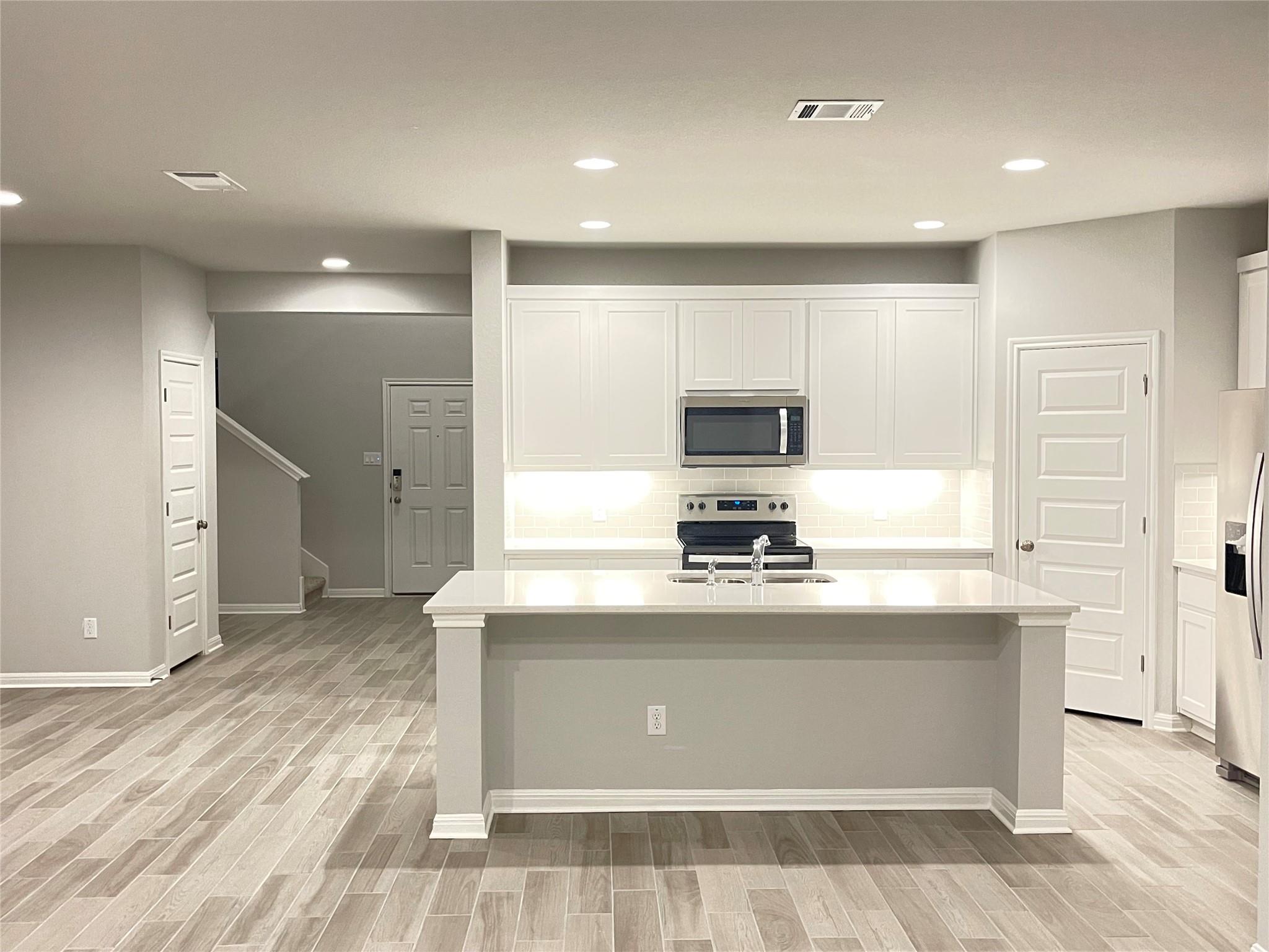 316 McLintock Rd, Jarrell, TX 76537