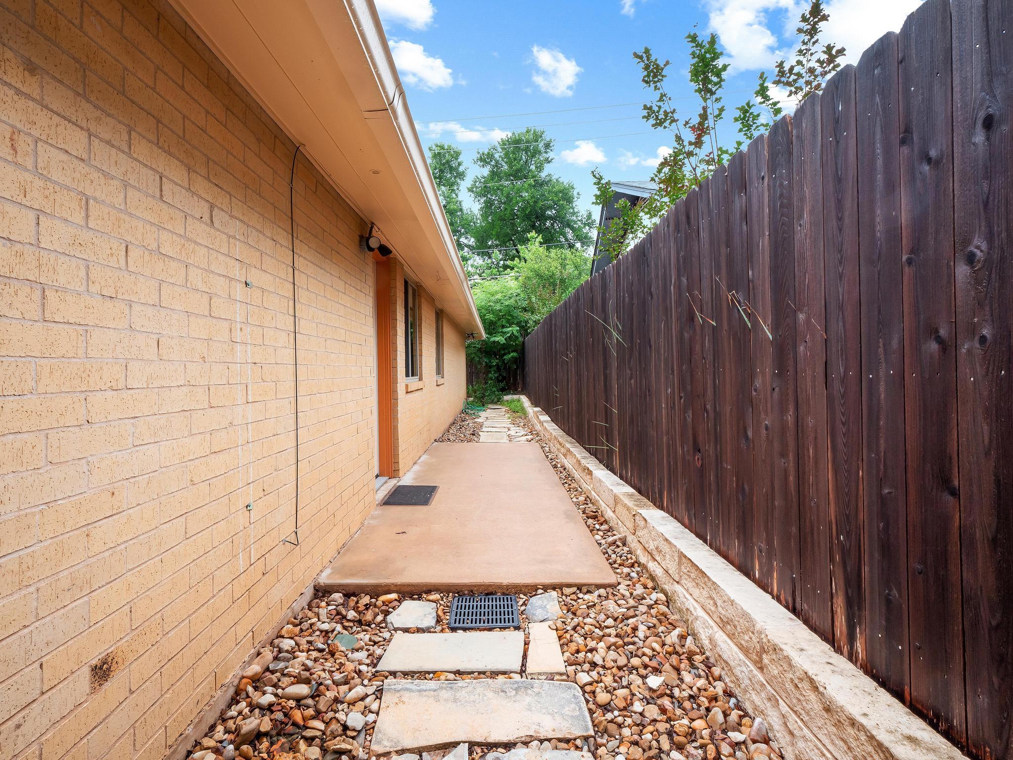 3513 Westchester Ave # 102, Austin, TX 78759