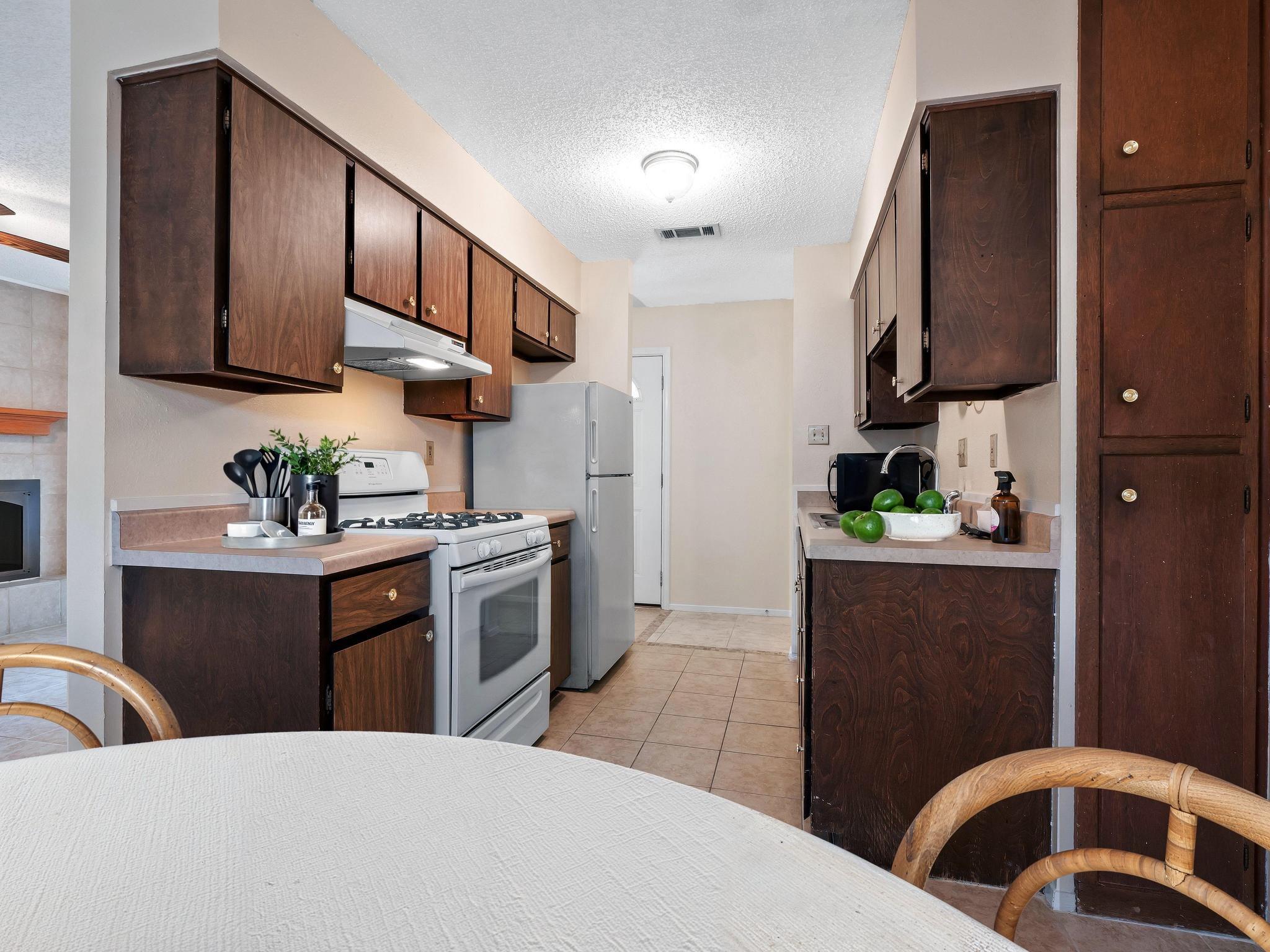 3513 Westchester Ave # 102, Austin, TX 78759