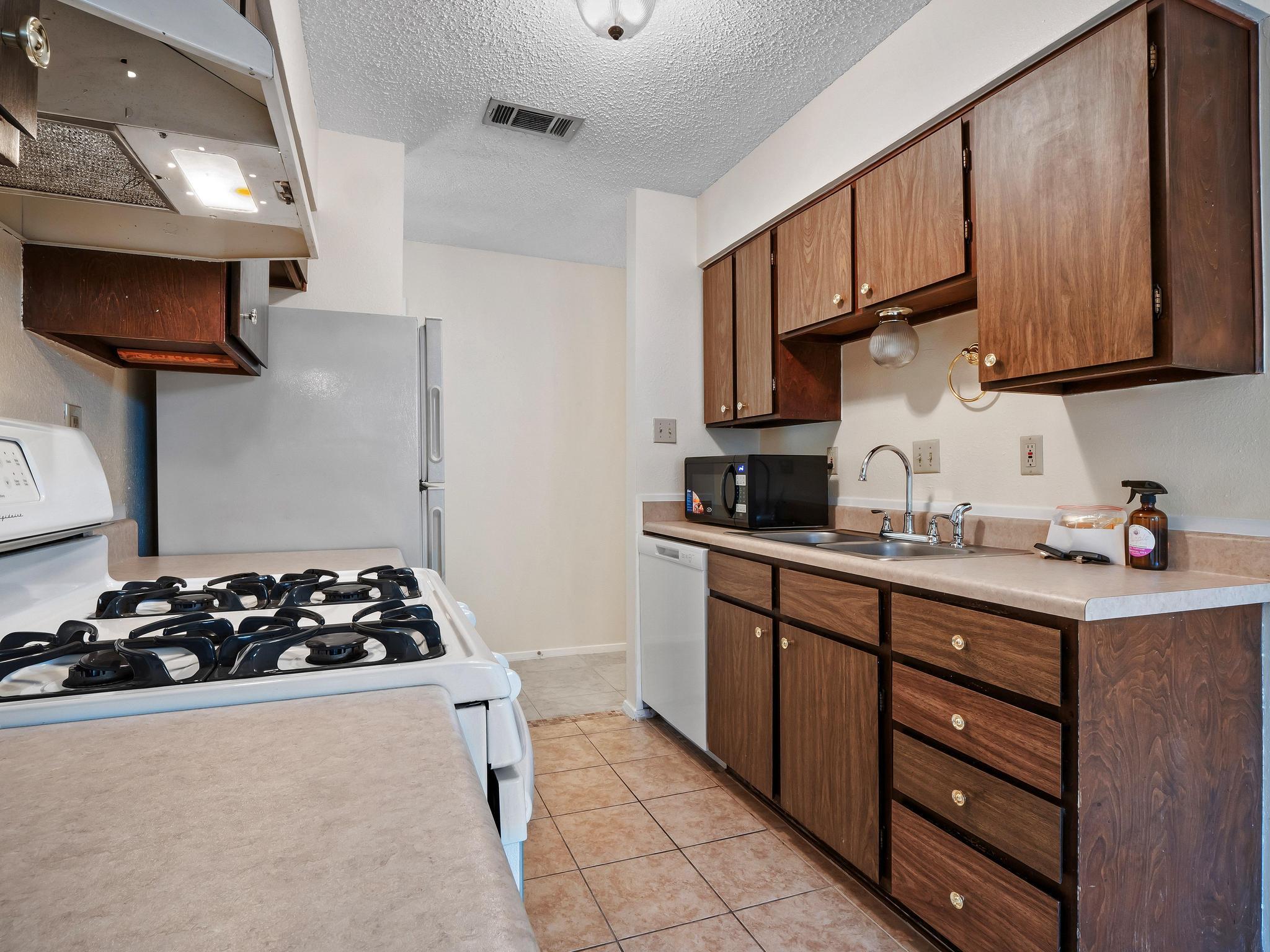 3513 Westchester Ave # 102, Austin, TX 78759