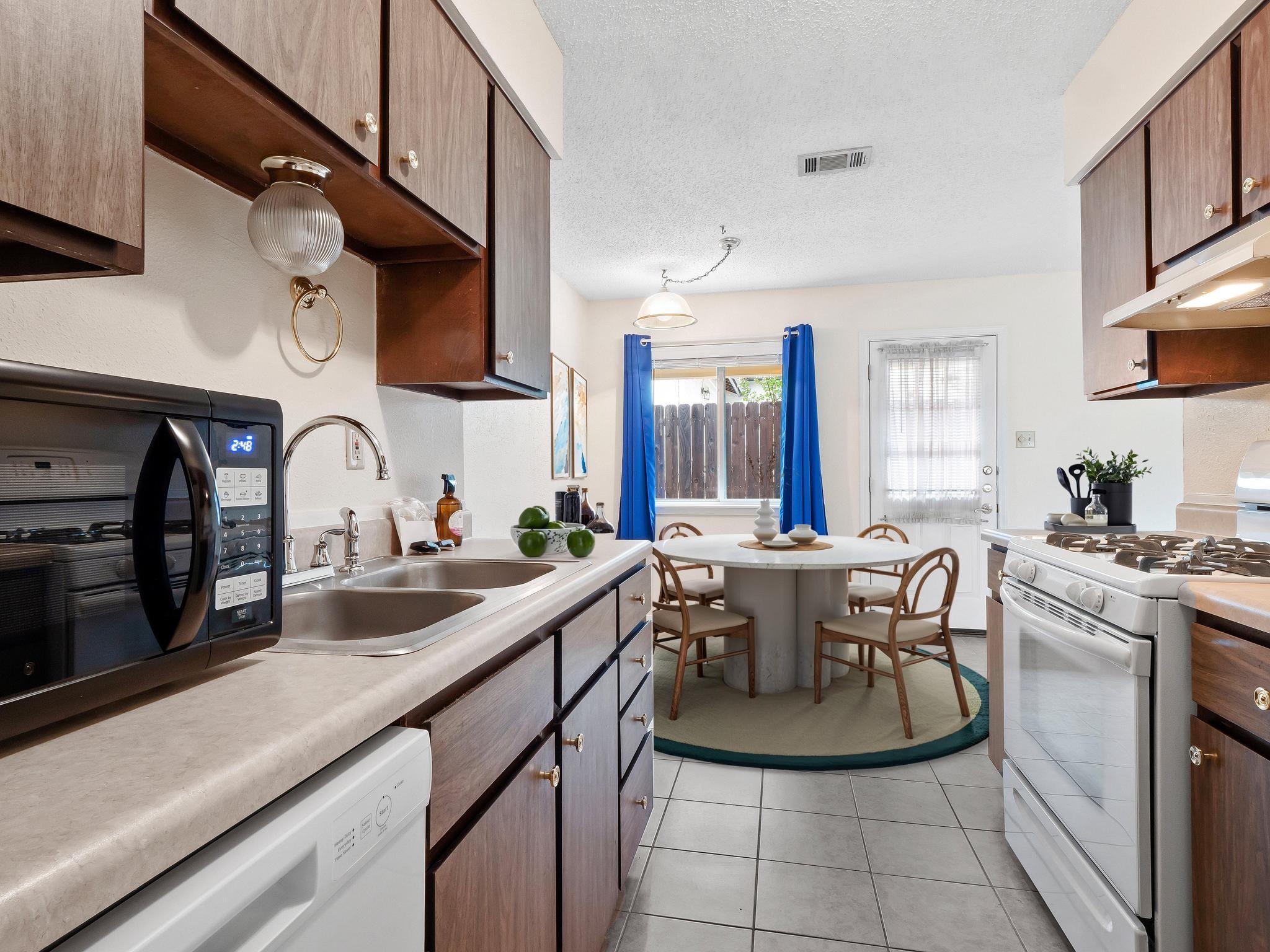 3513 Westchester Ave # 102, Austin, TX 78759