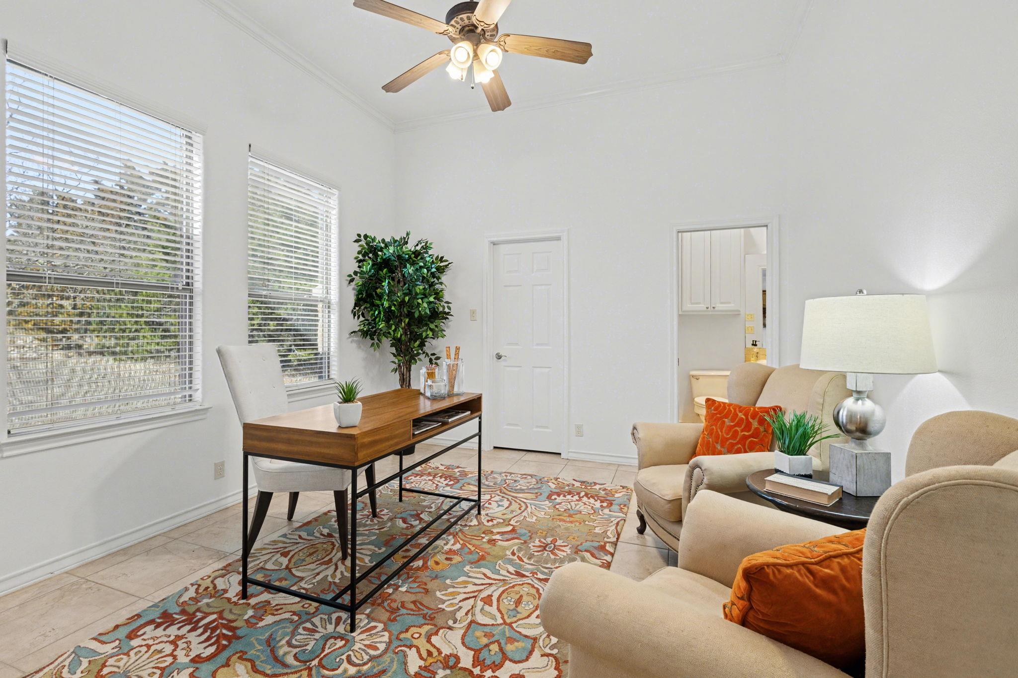 301 Sundance Trl, Dripping Springs, TX 78620