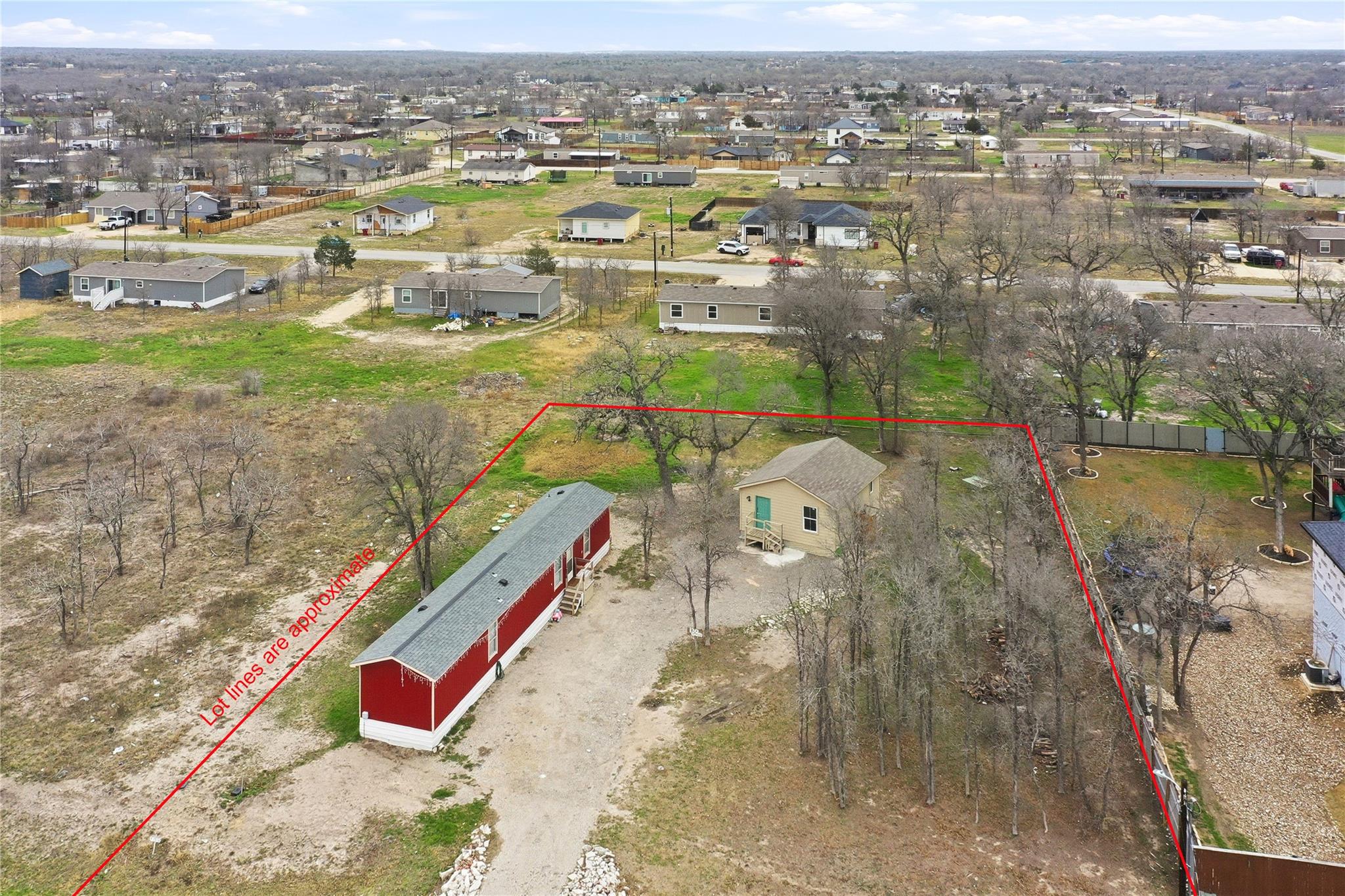 130 Gato Rd, Cedar Creek, TX 78612