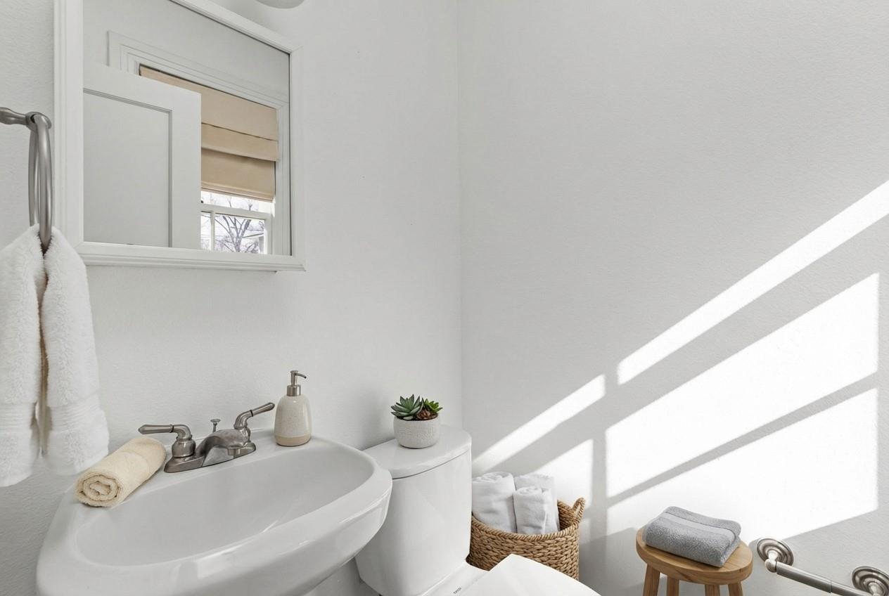 4517 Bull Creek Rd, Austin, TX 78731